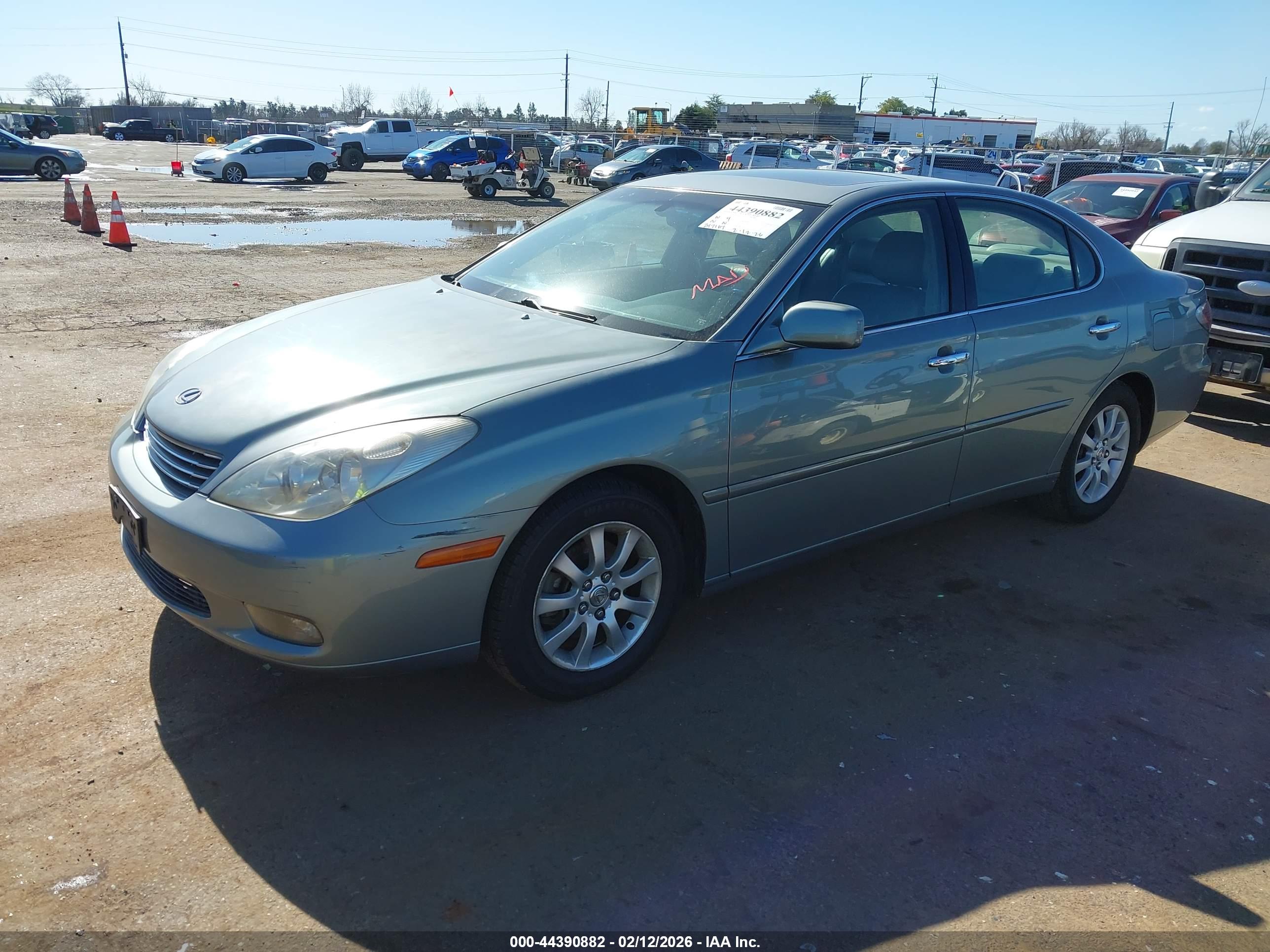 LEXUS ES image 2