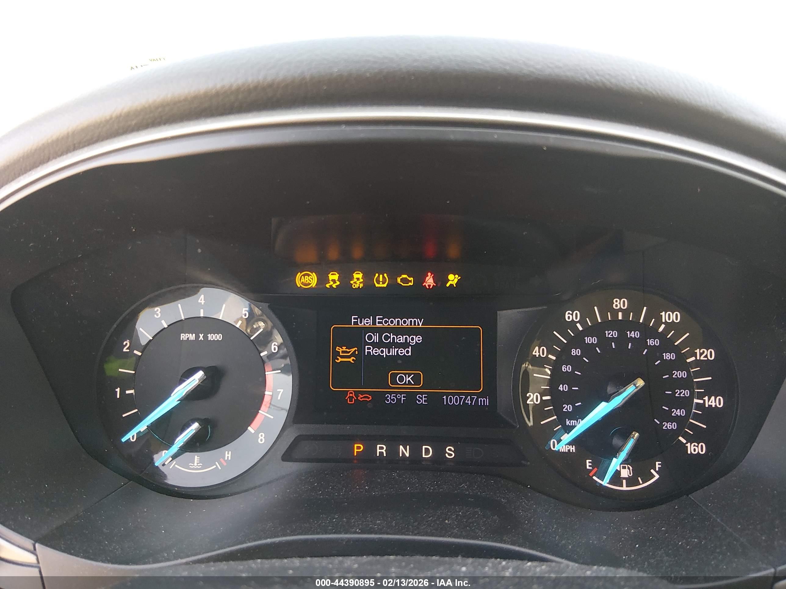 FORD FUSION image 7