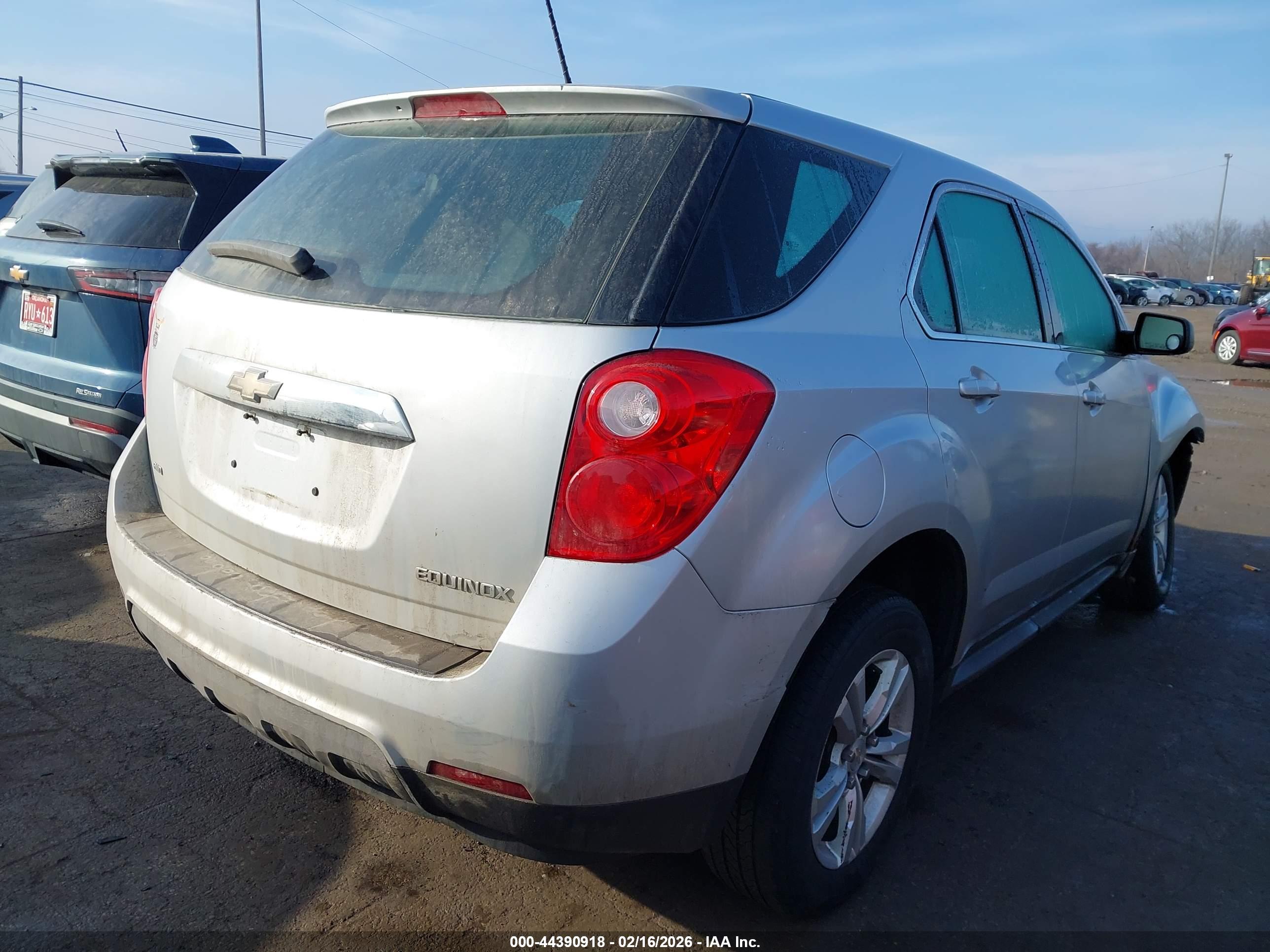CHEVROLET EQUINOX image 4