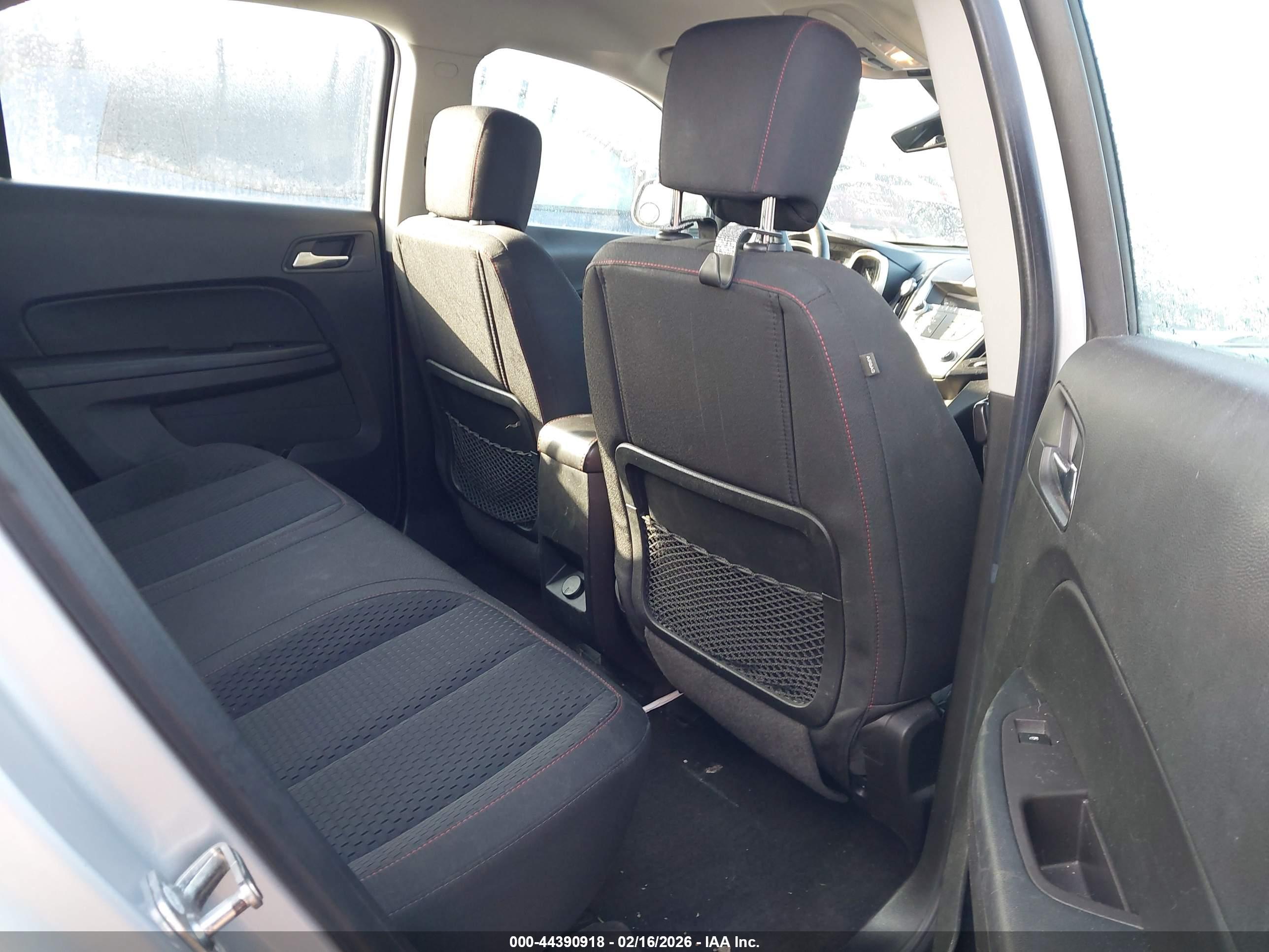 CHEVROLET EQUINOX image 8