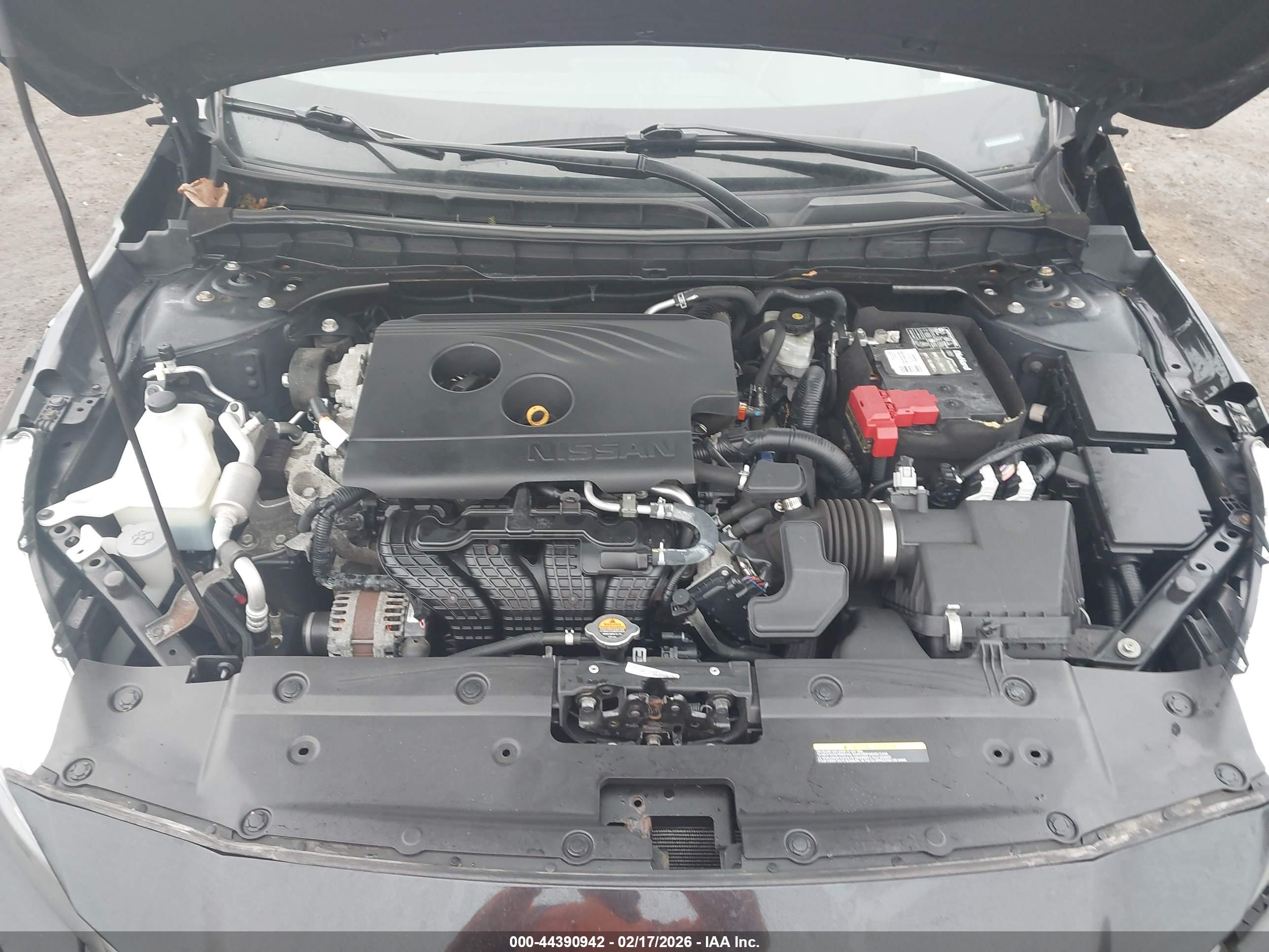 NISSAN ALTIMA image 10