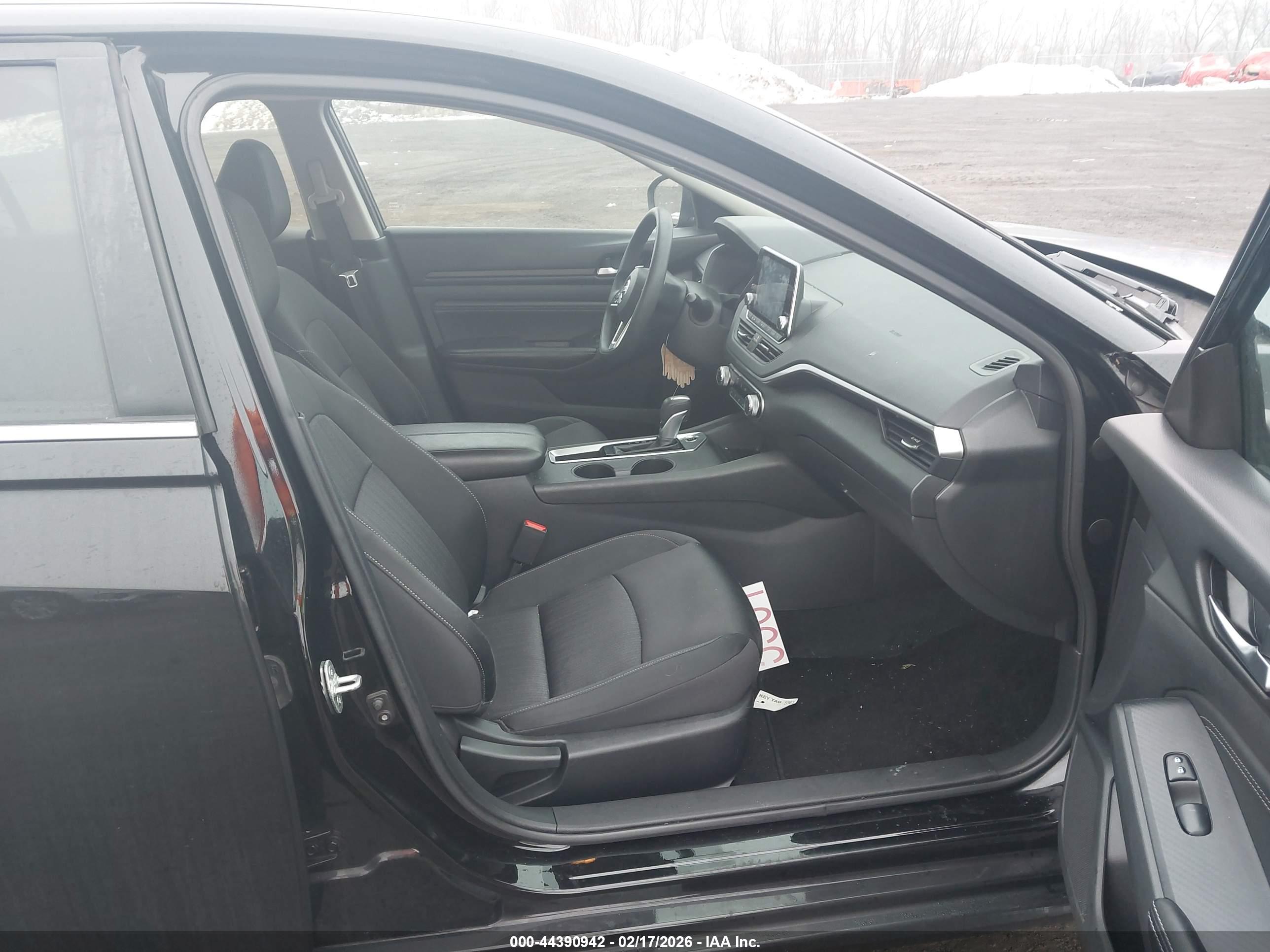 NISSAN ALTIMA image 5
