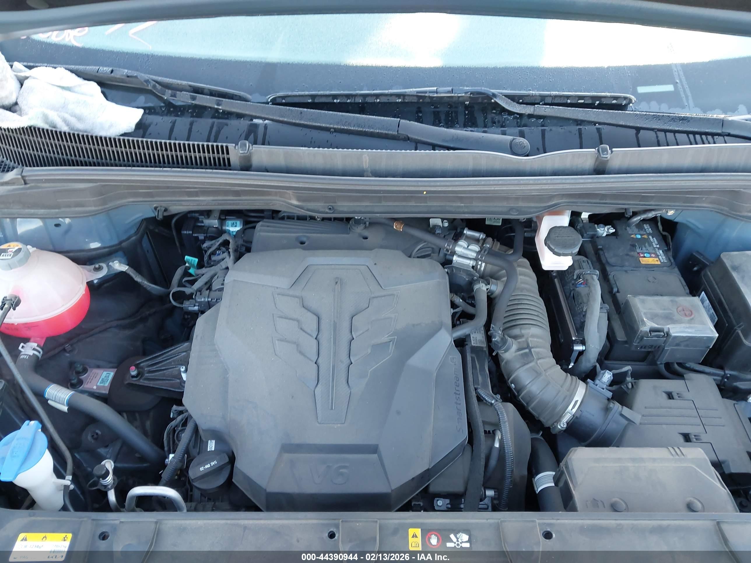 KIA CARNIVAL image 10