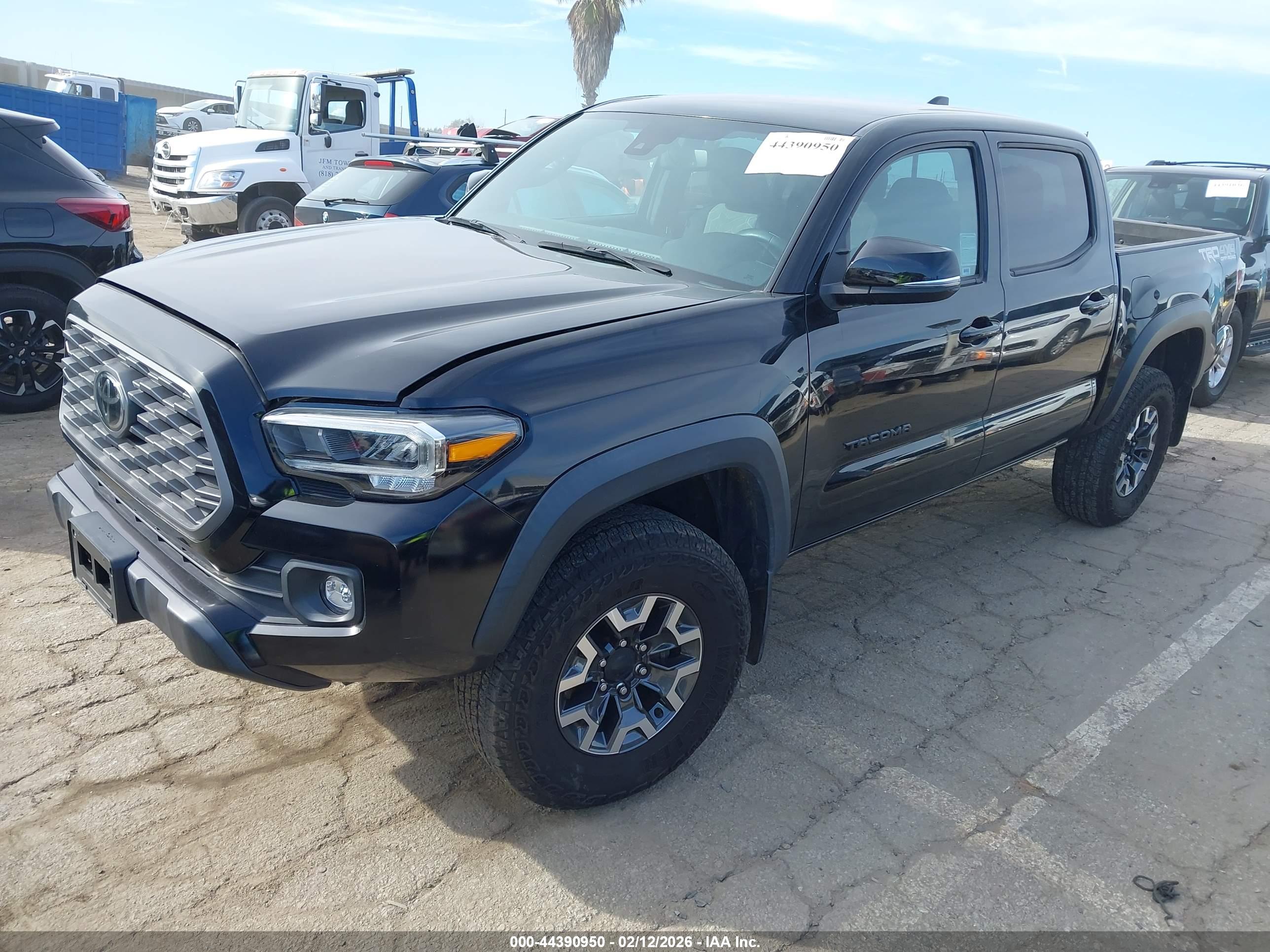 TOYOTA TACOMA image 2