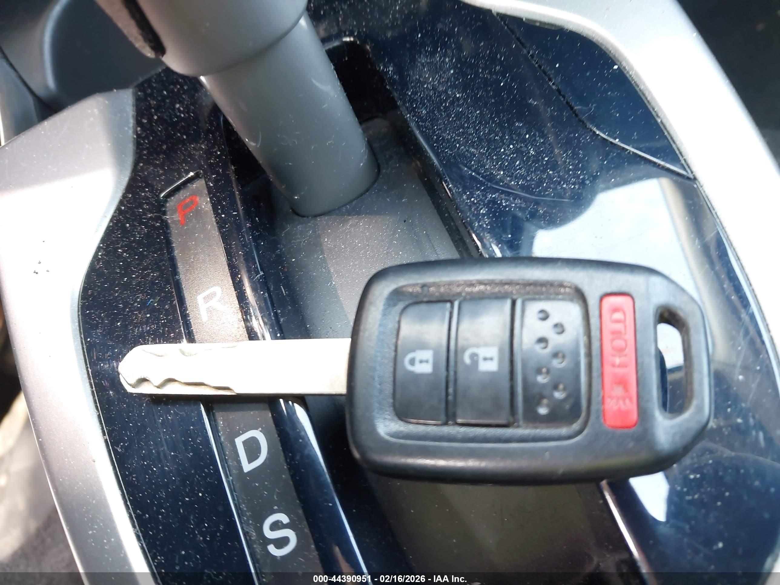 HONDA FIT image 11