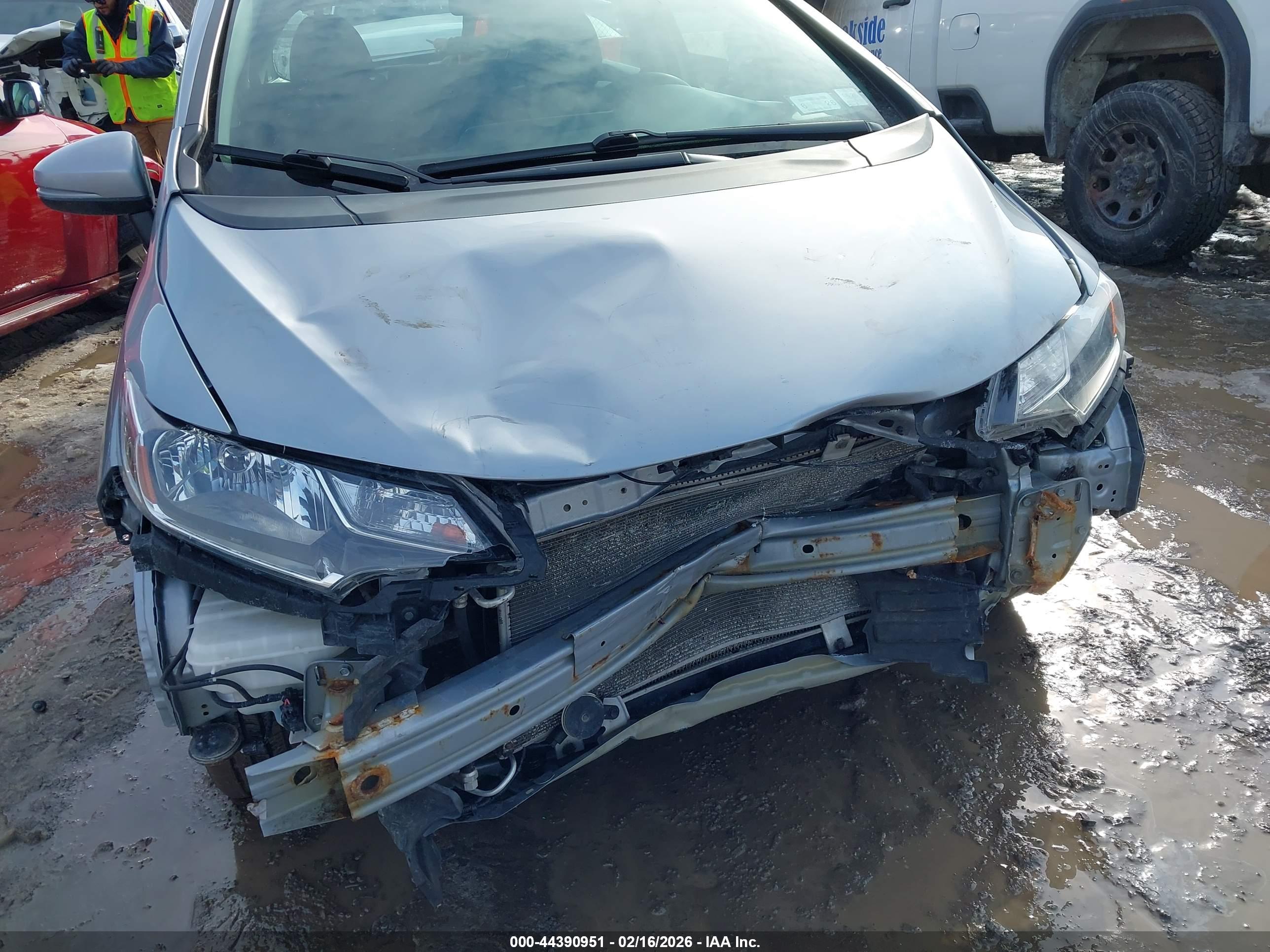 HONDA FIT image 6