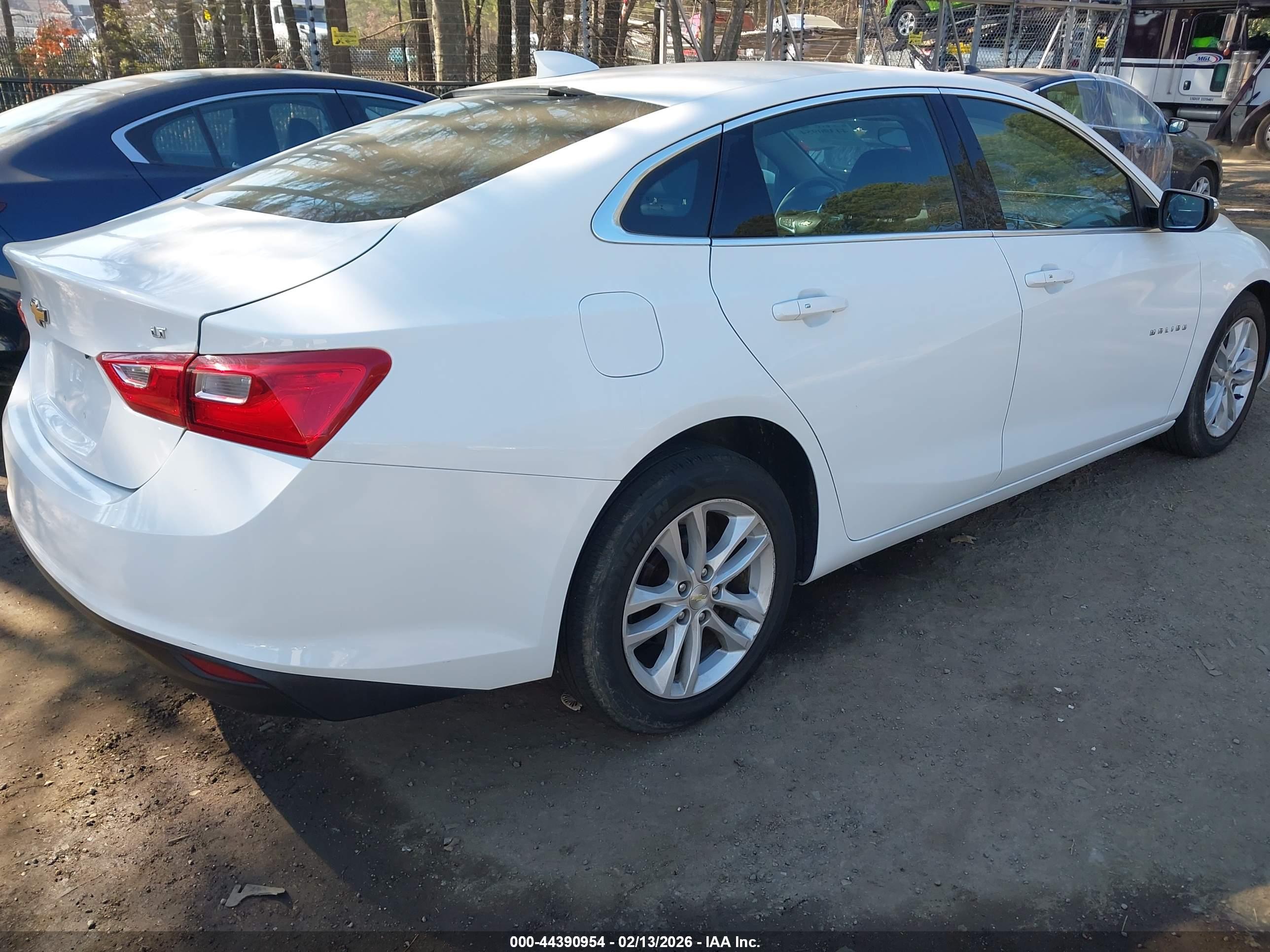 CHEVROLET MALIBU image 4