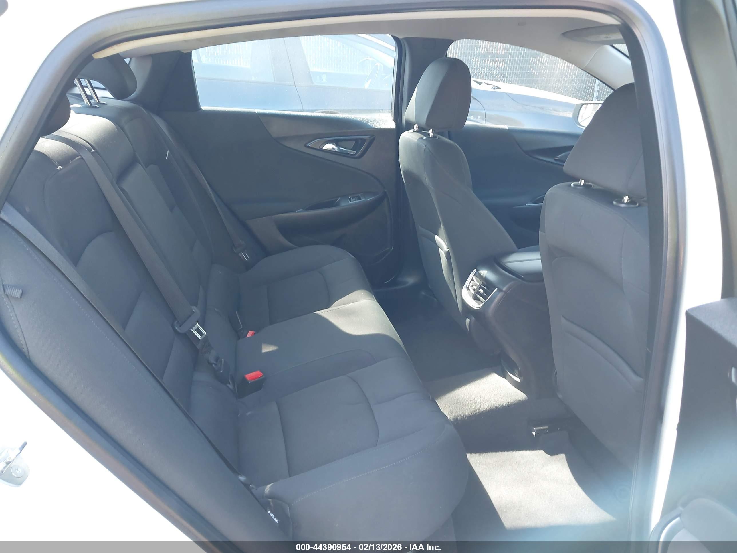 CHEVROLET MALIBU image 8