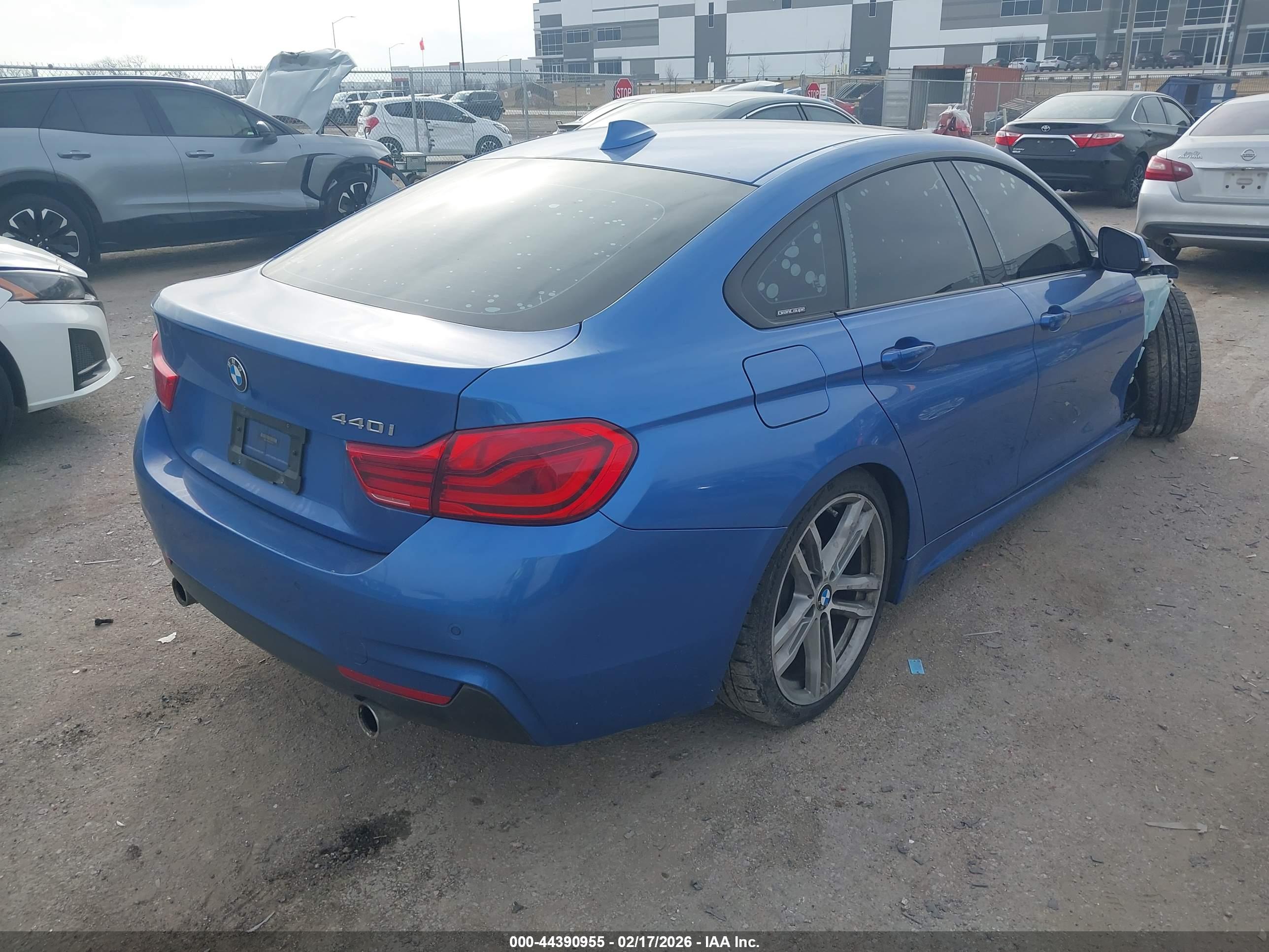 BMW 440I image 4