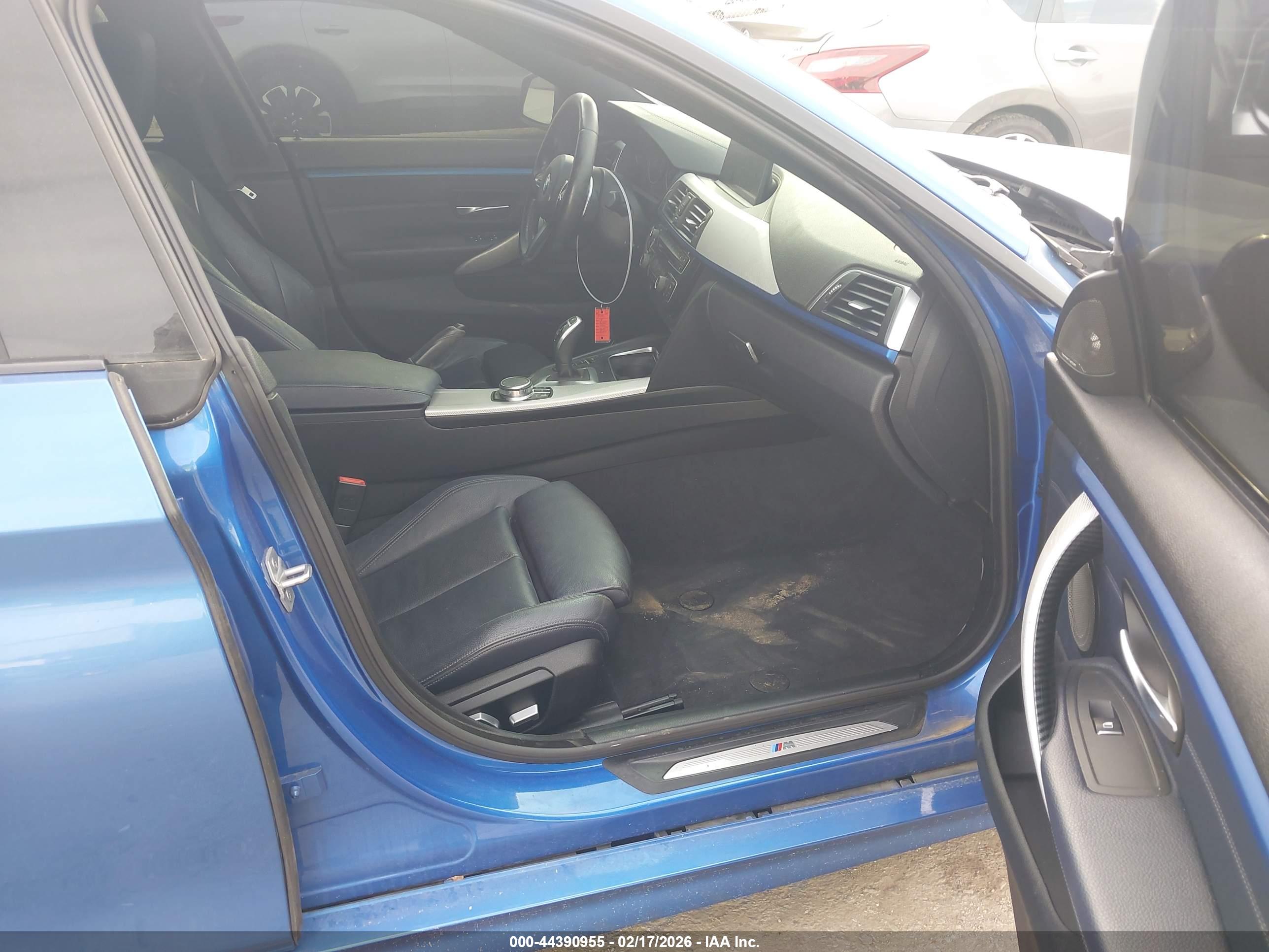 BMW 440I image 5