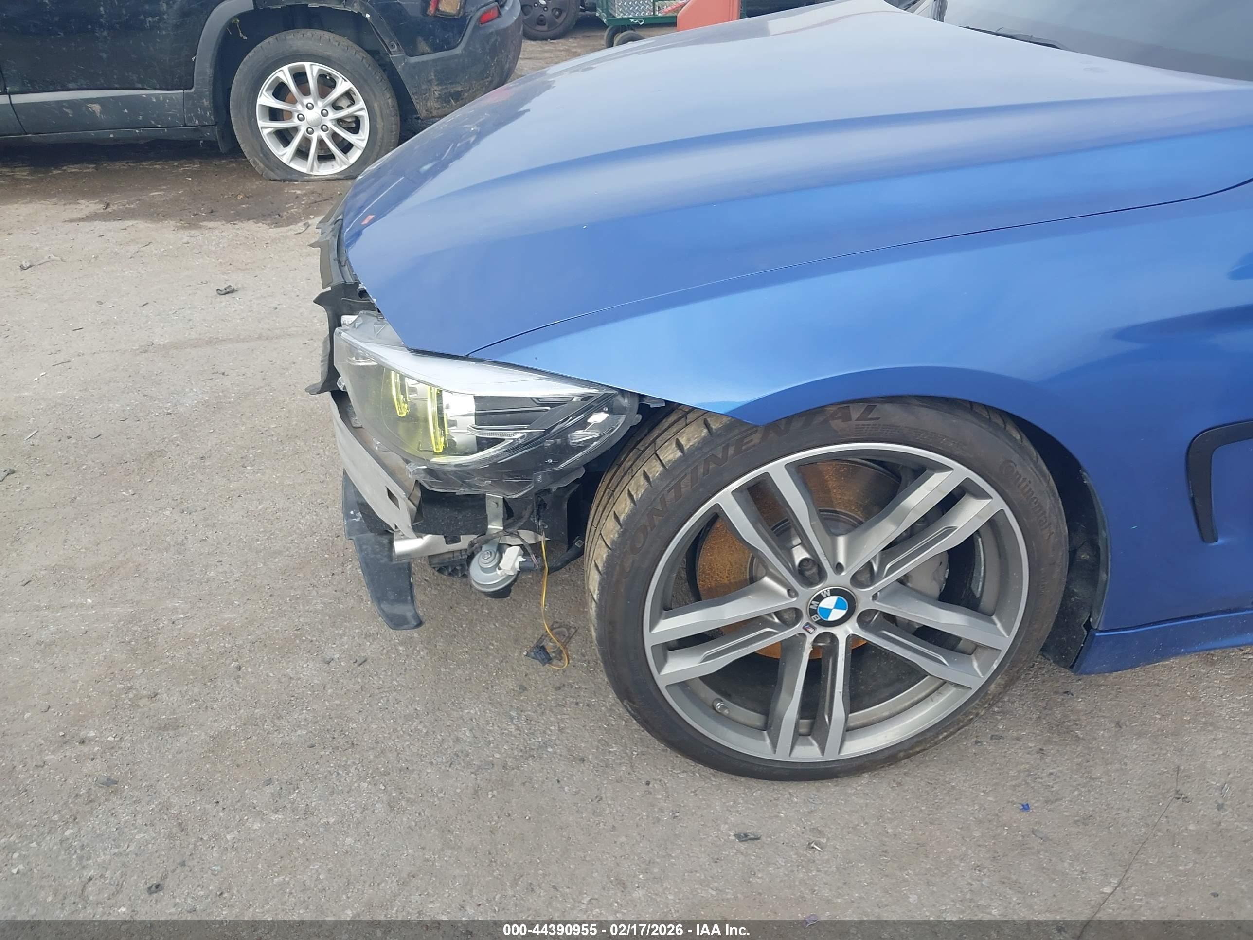 BMW 440I image 6