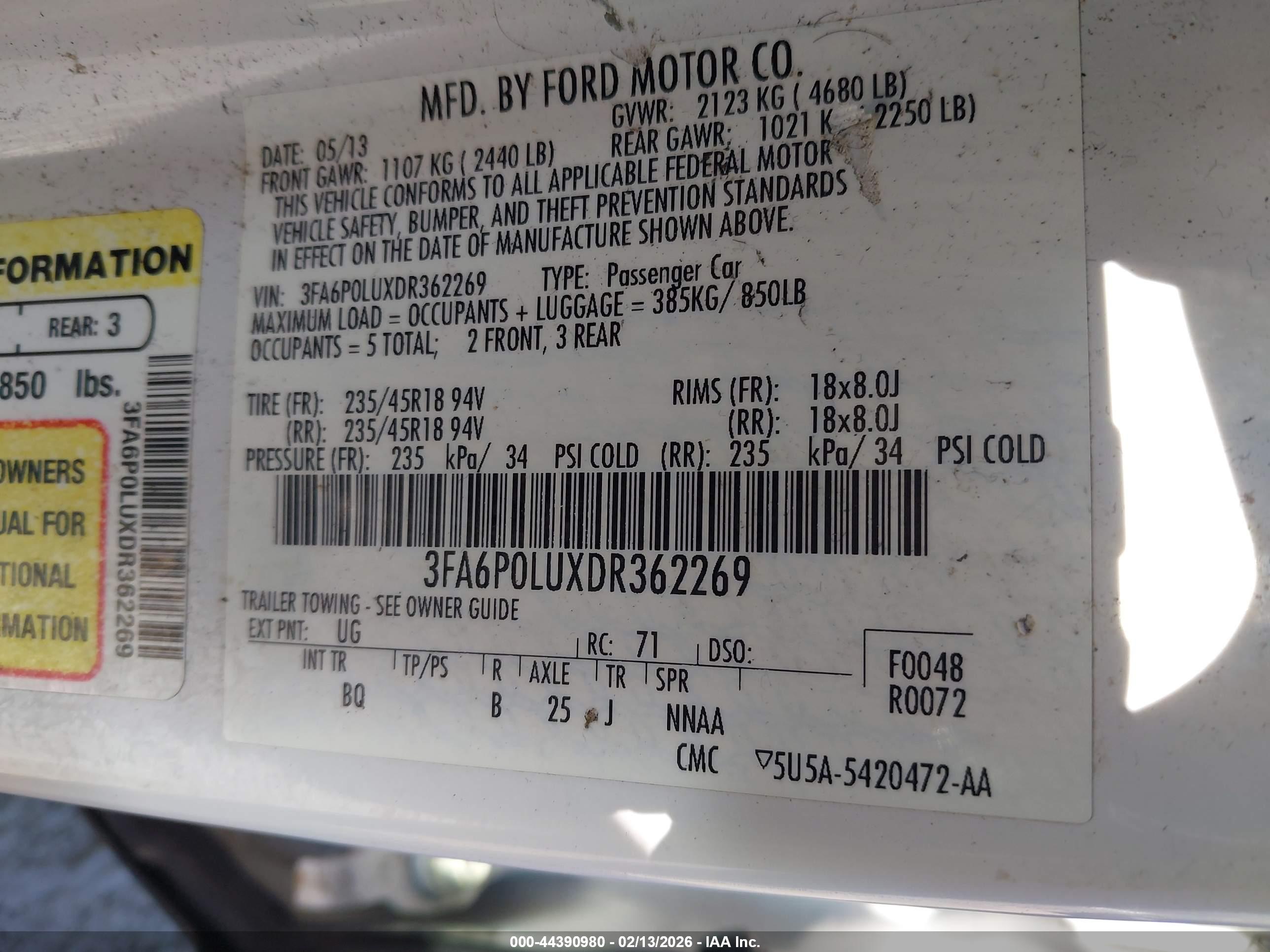 FORD FUSION image 9