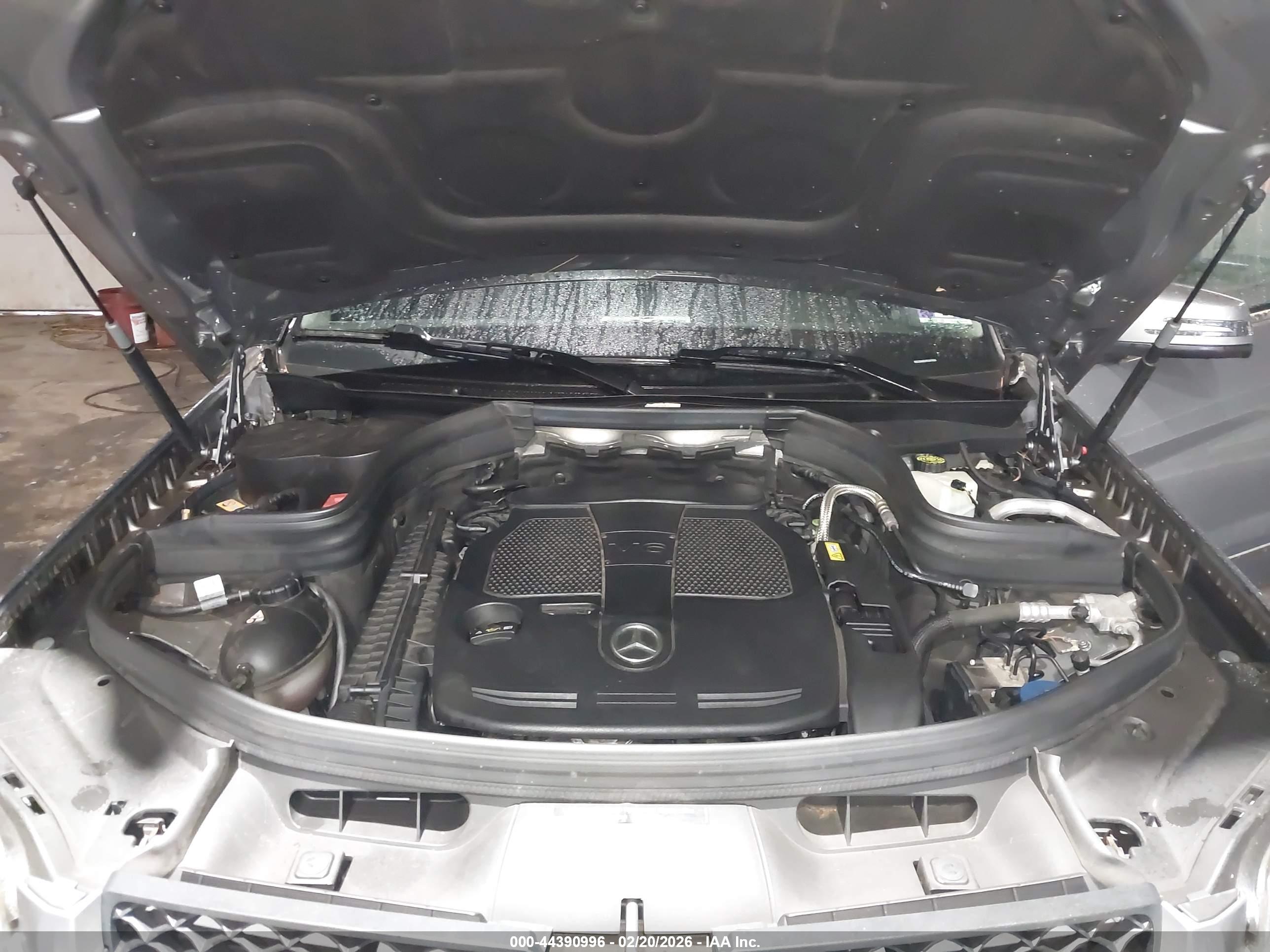 MERCEDES-BENZ GLK image 10