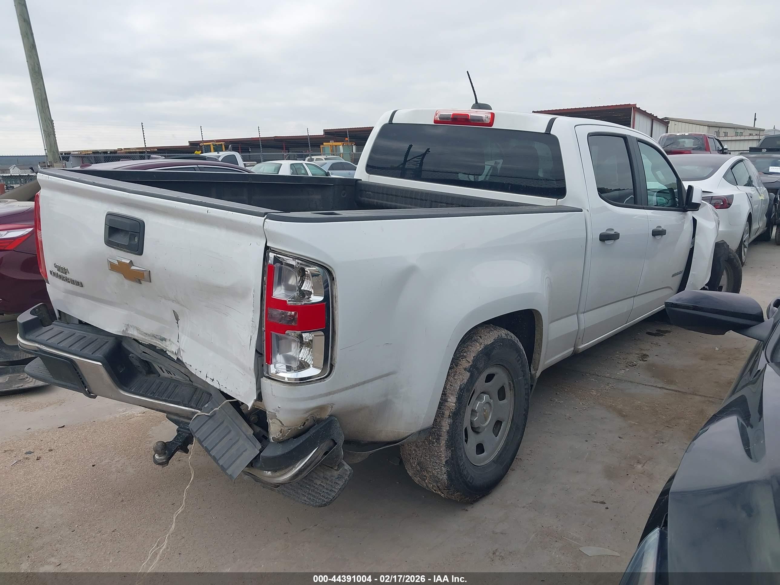 CHEVROLET COLORADO image 4