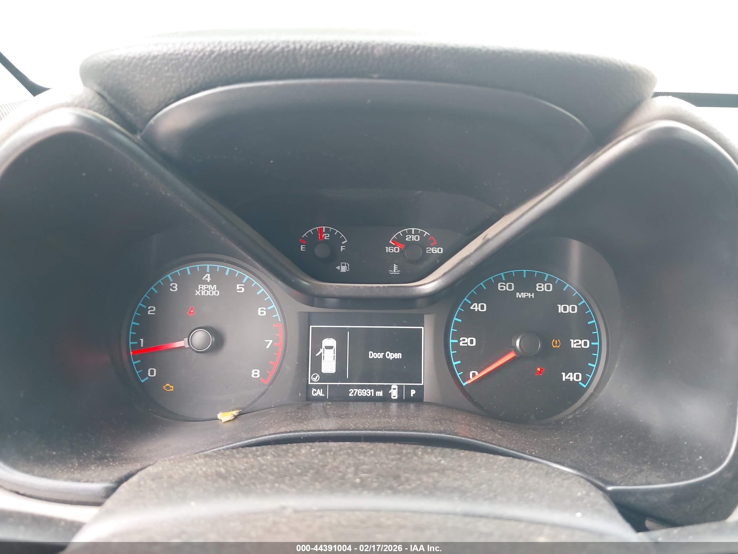 CHEVROLET COLORADO image 7