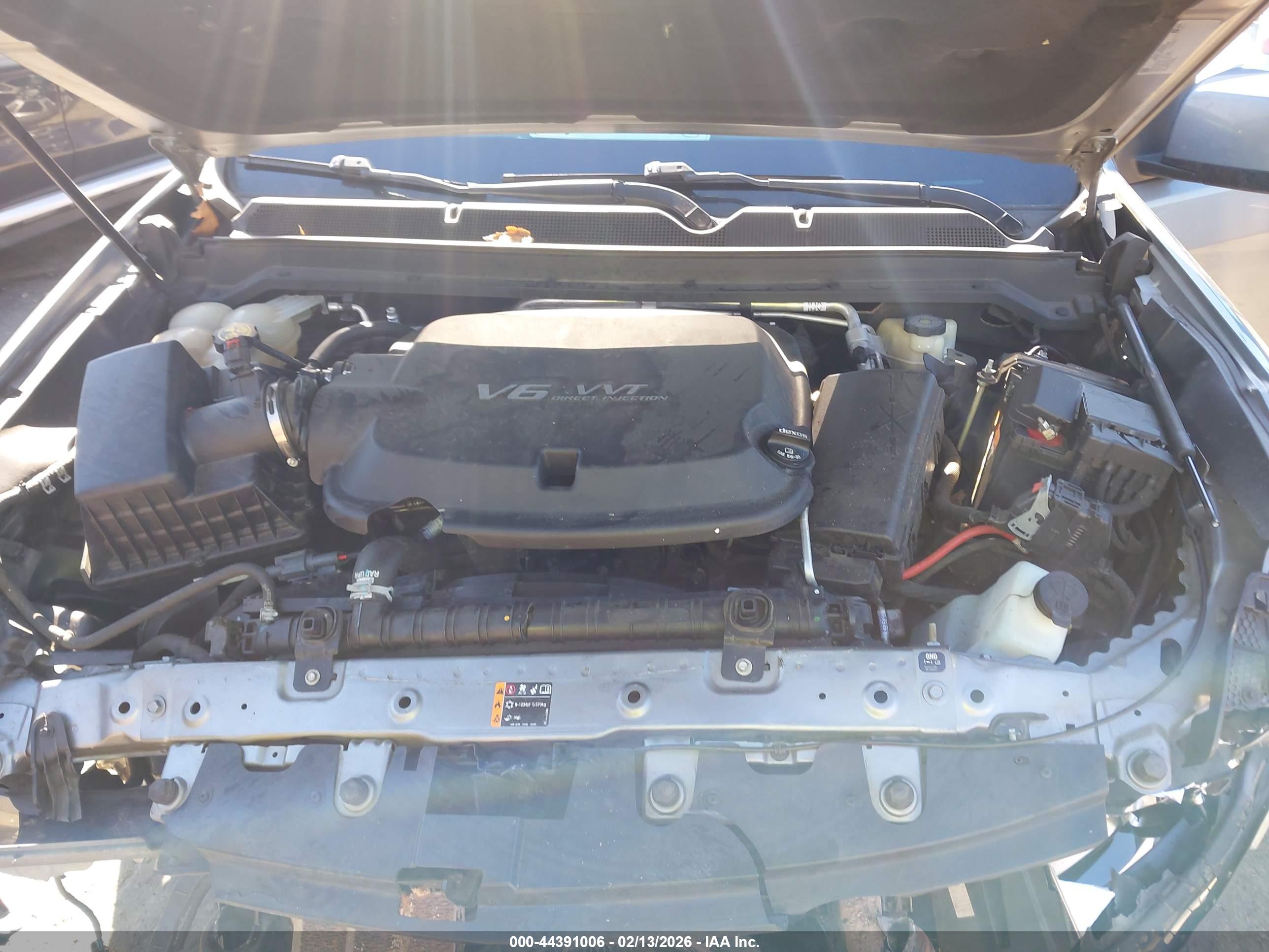 CHEVROLET COLORADO image 10