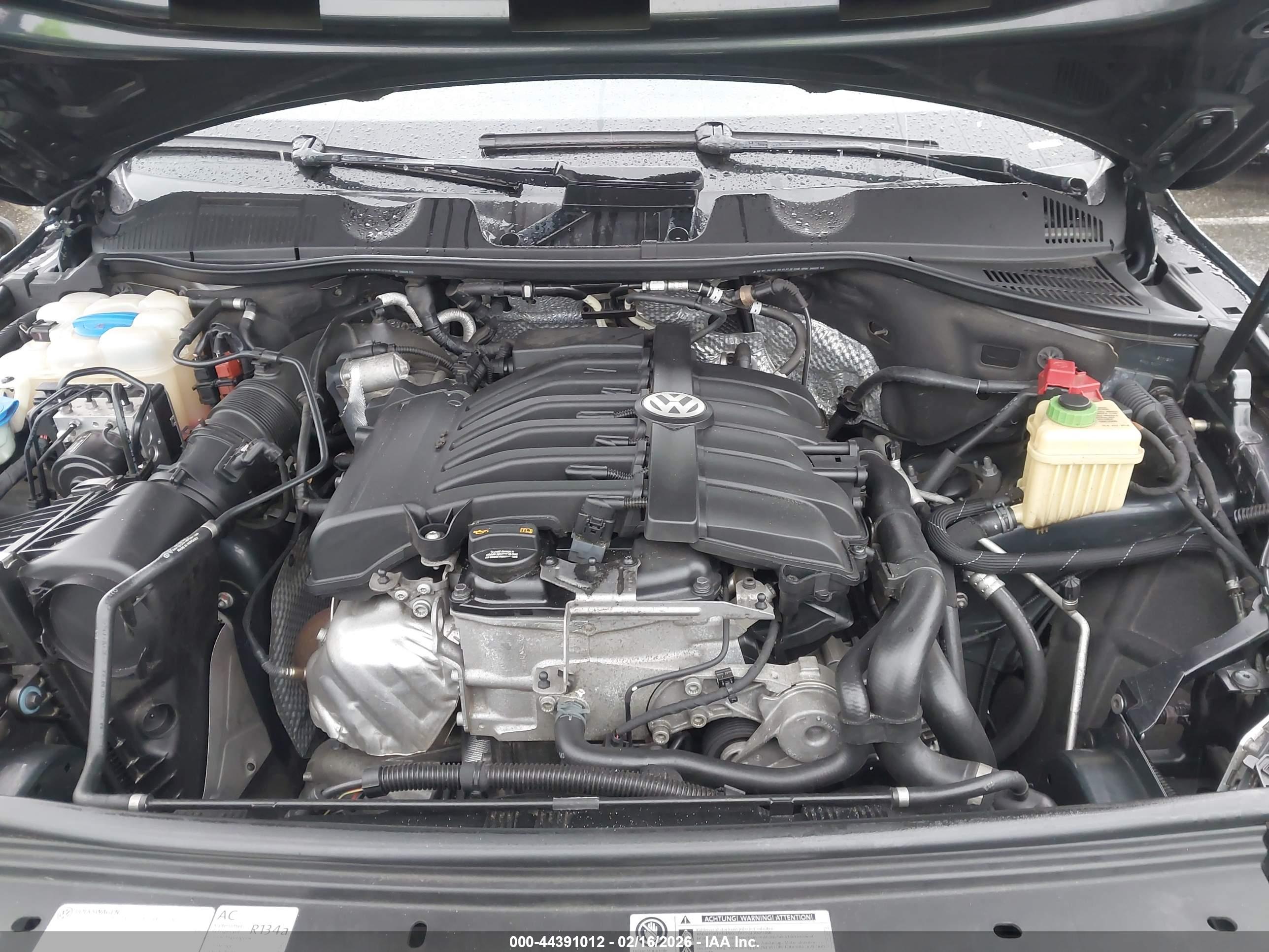 VOLKSWAGEN TOUAREG image 10