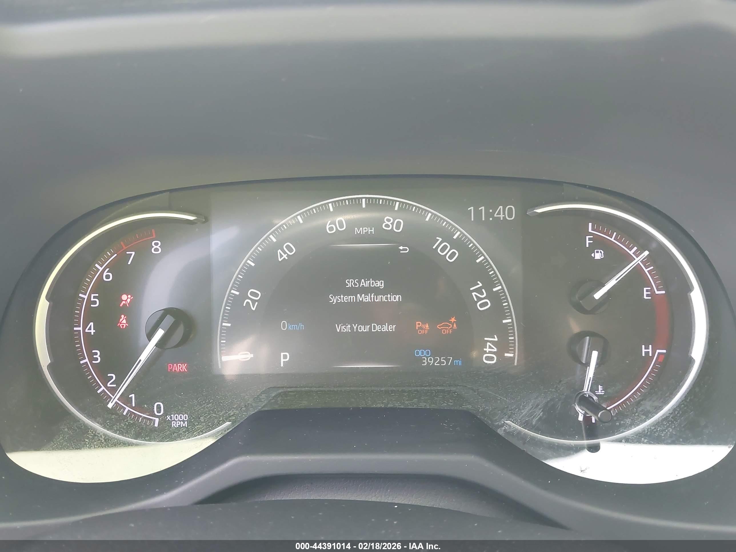 TOYOTA RAV4 image 7