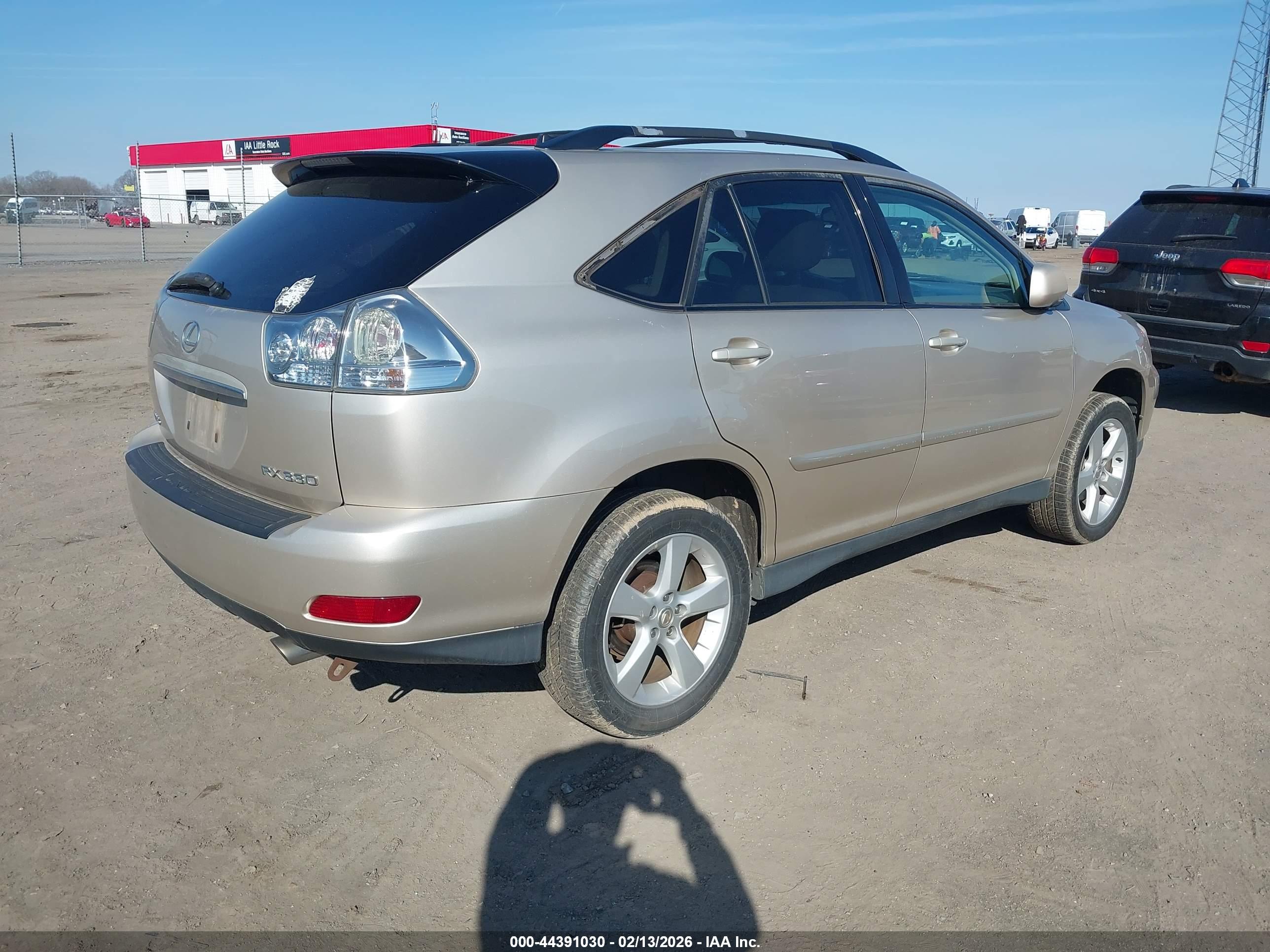 LEXUS RX image 4