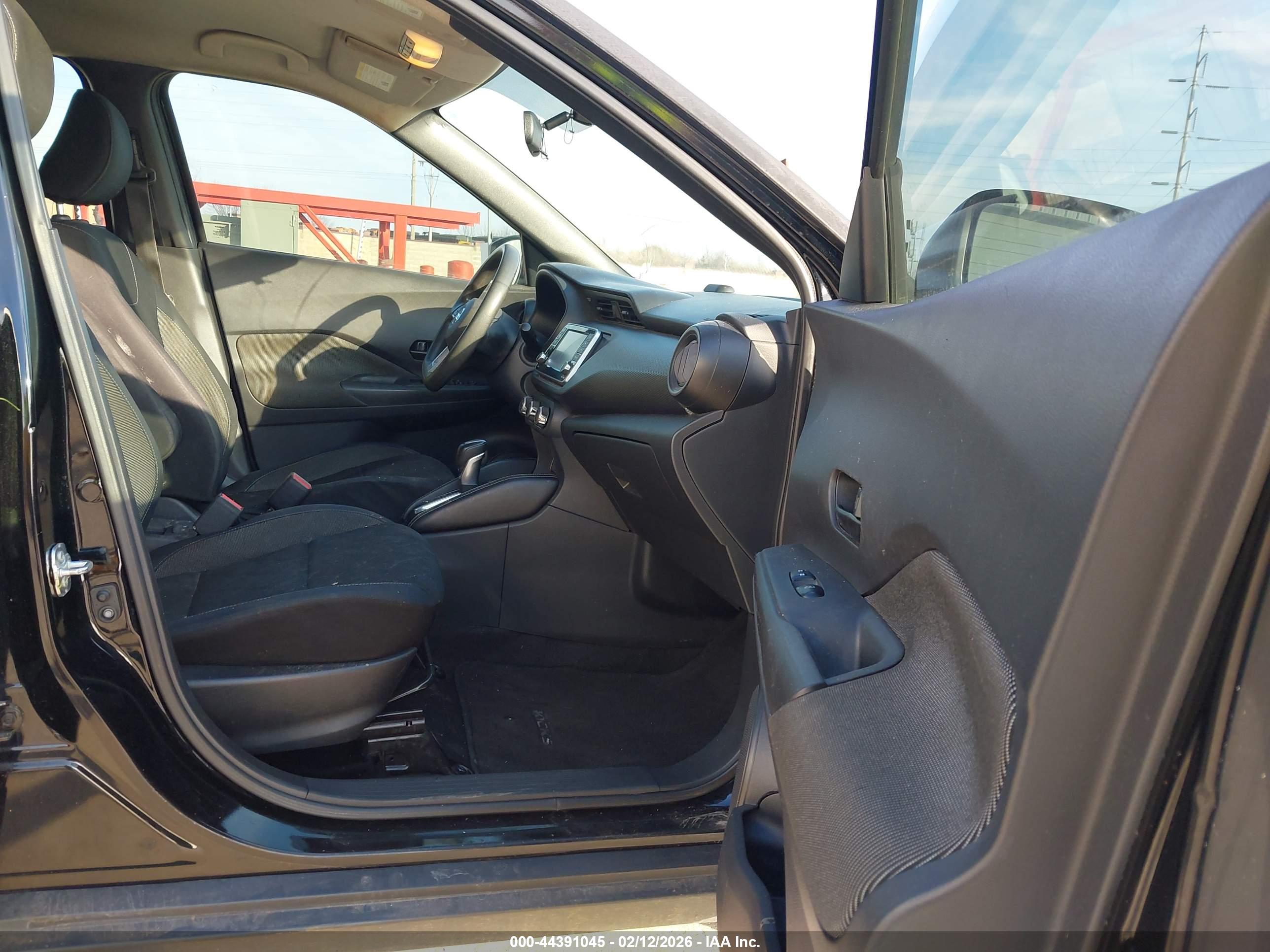 NISSAN KICKS image 5