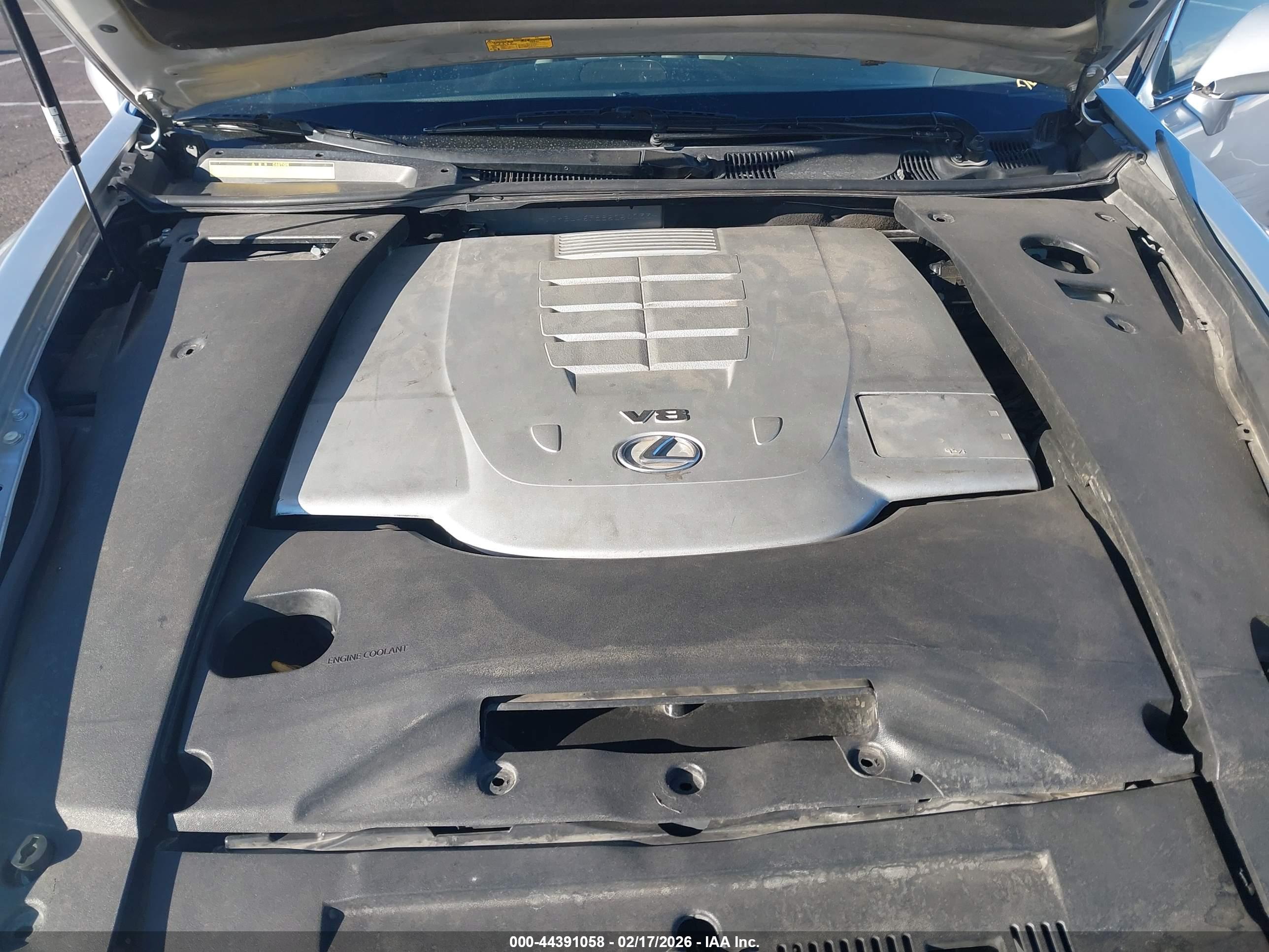LEXUS LS image 10