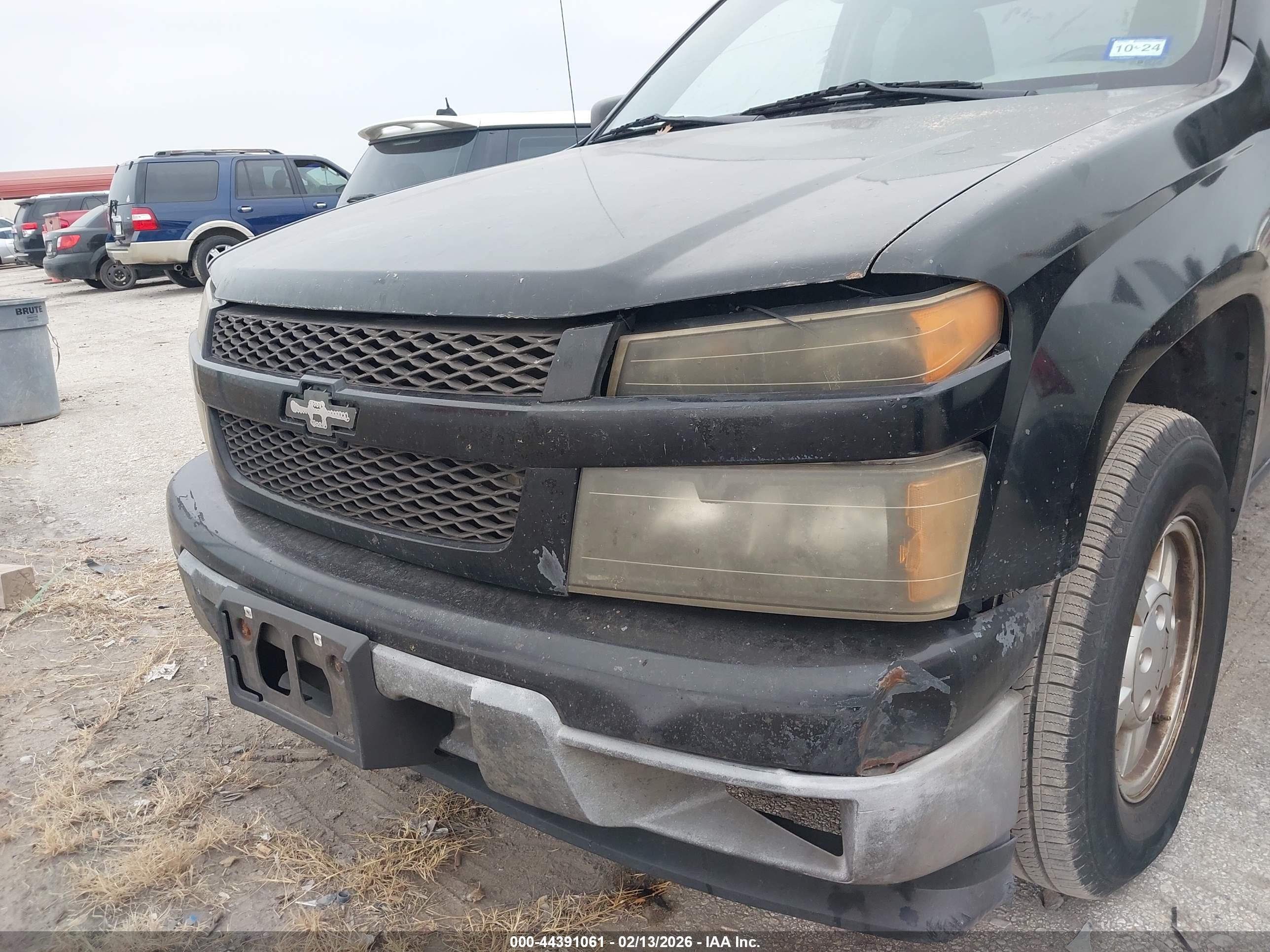 CHEVROLET COLORADO image 6