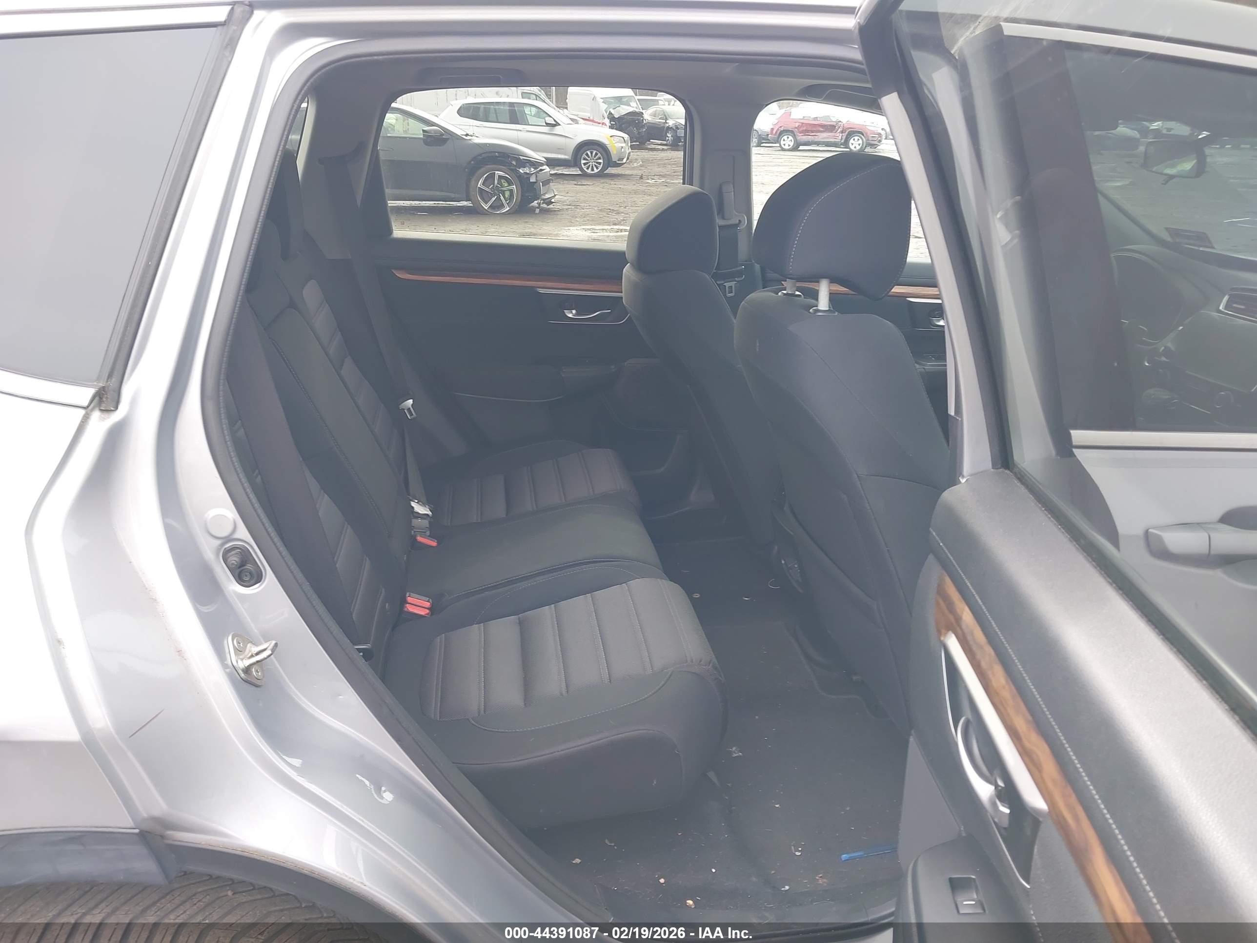 HONDA CR-V image 8
