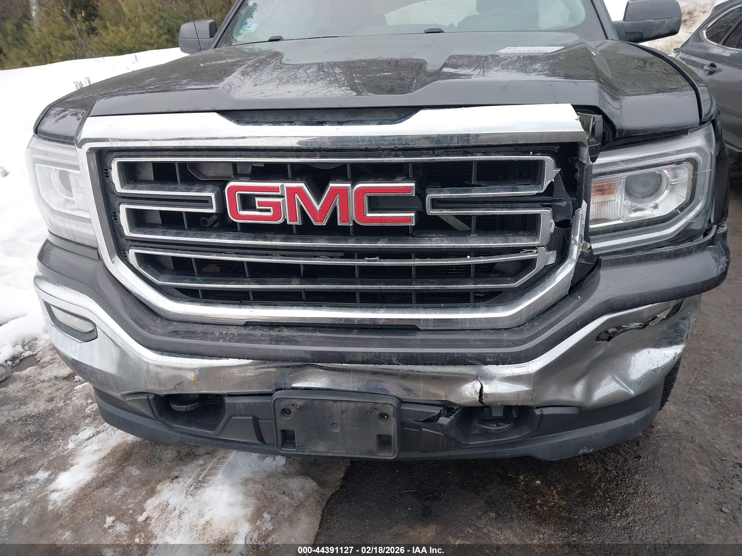 GMC SIERRA image 6