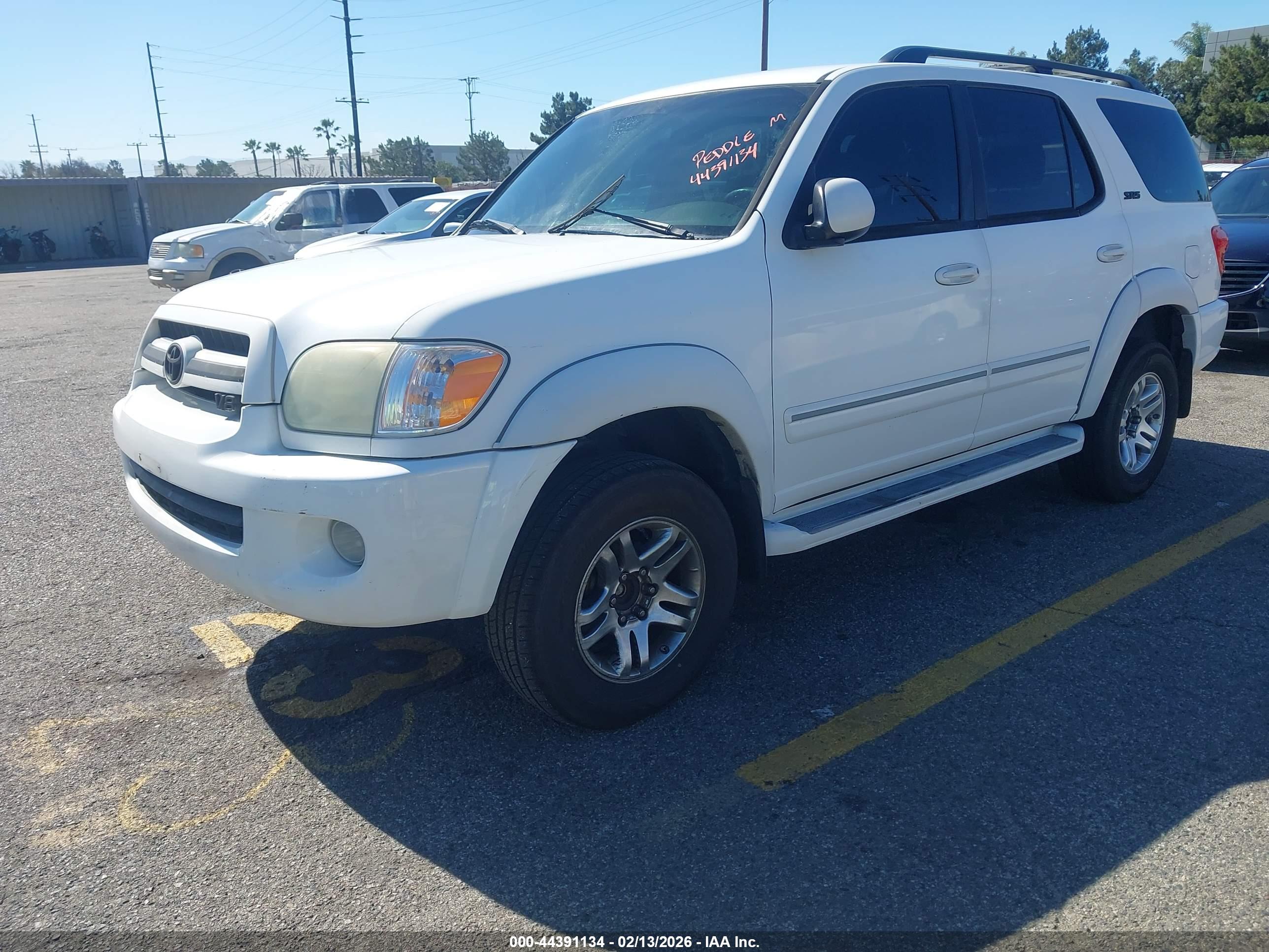 TOYOTA SEQUOIA image 2