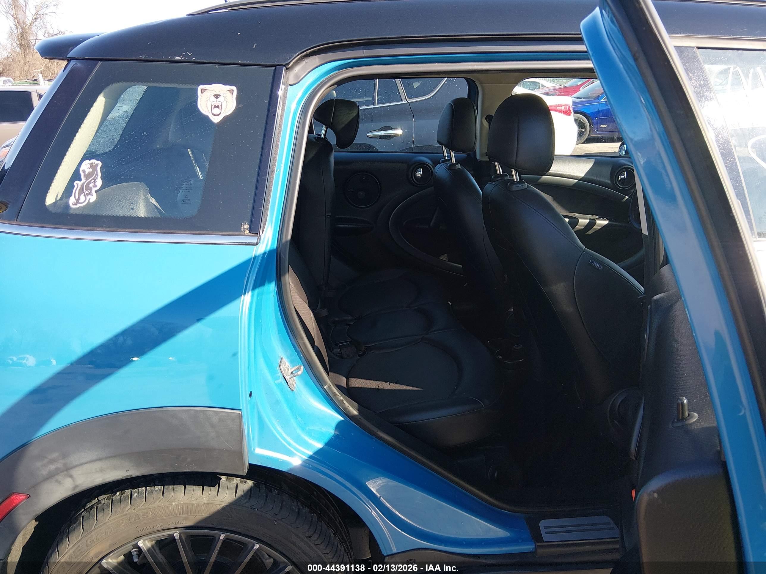 MINI COUNTRYMAN image 8