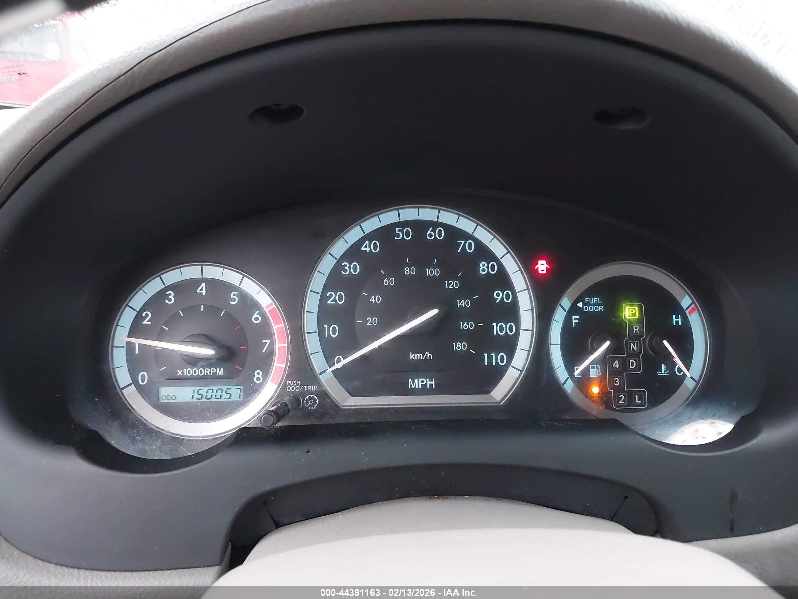 TOYOTA SIENNA image 7