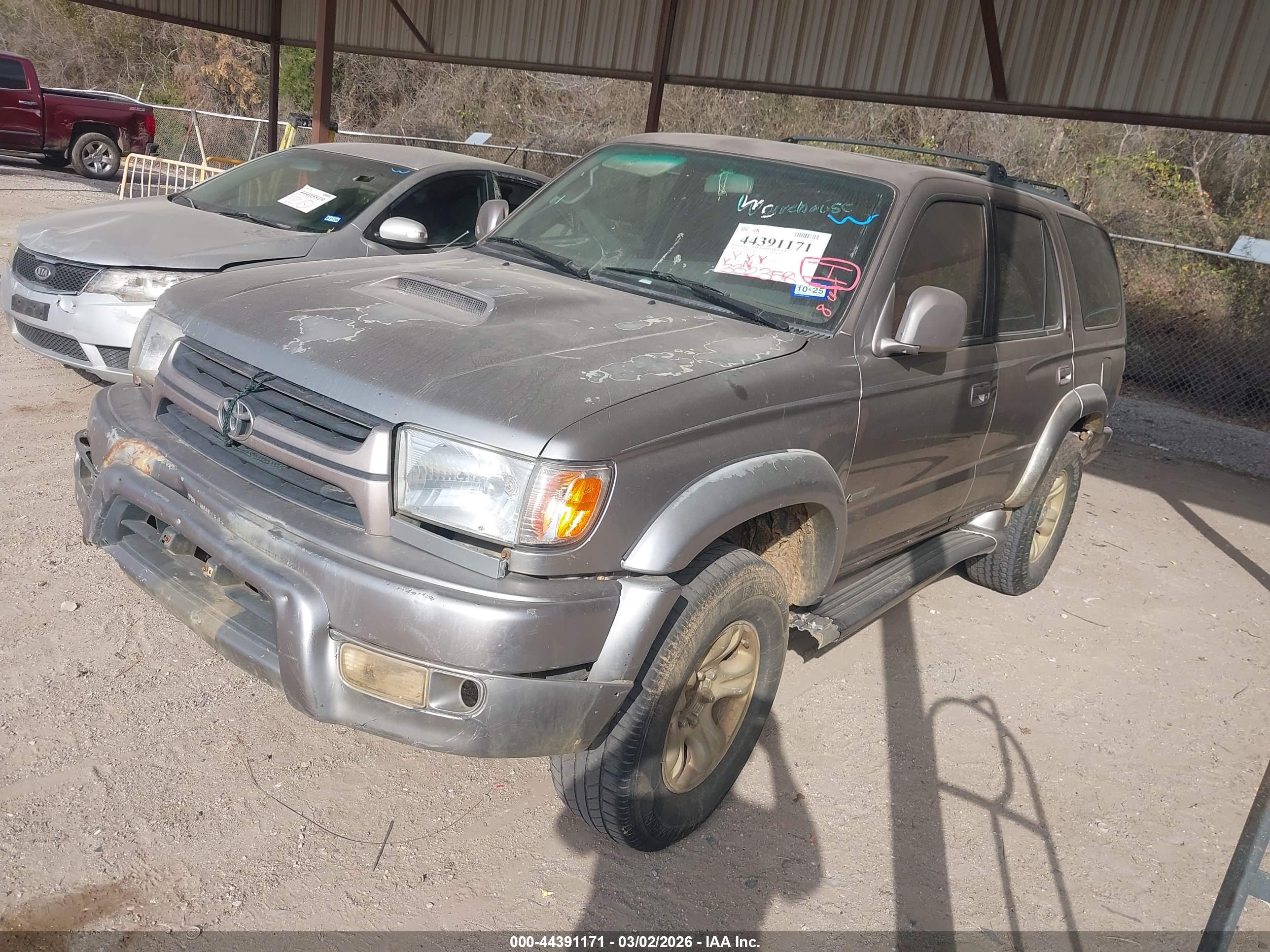 TOYOTA 4RUNNER image 2