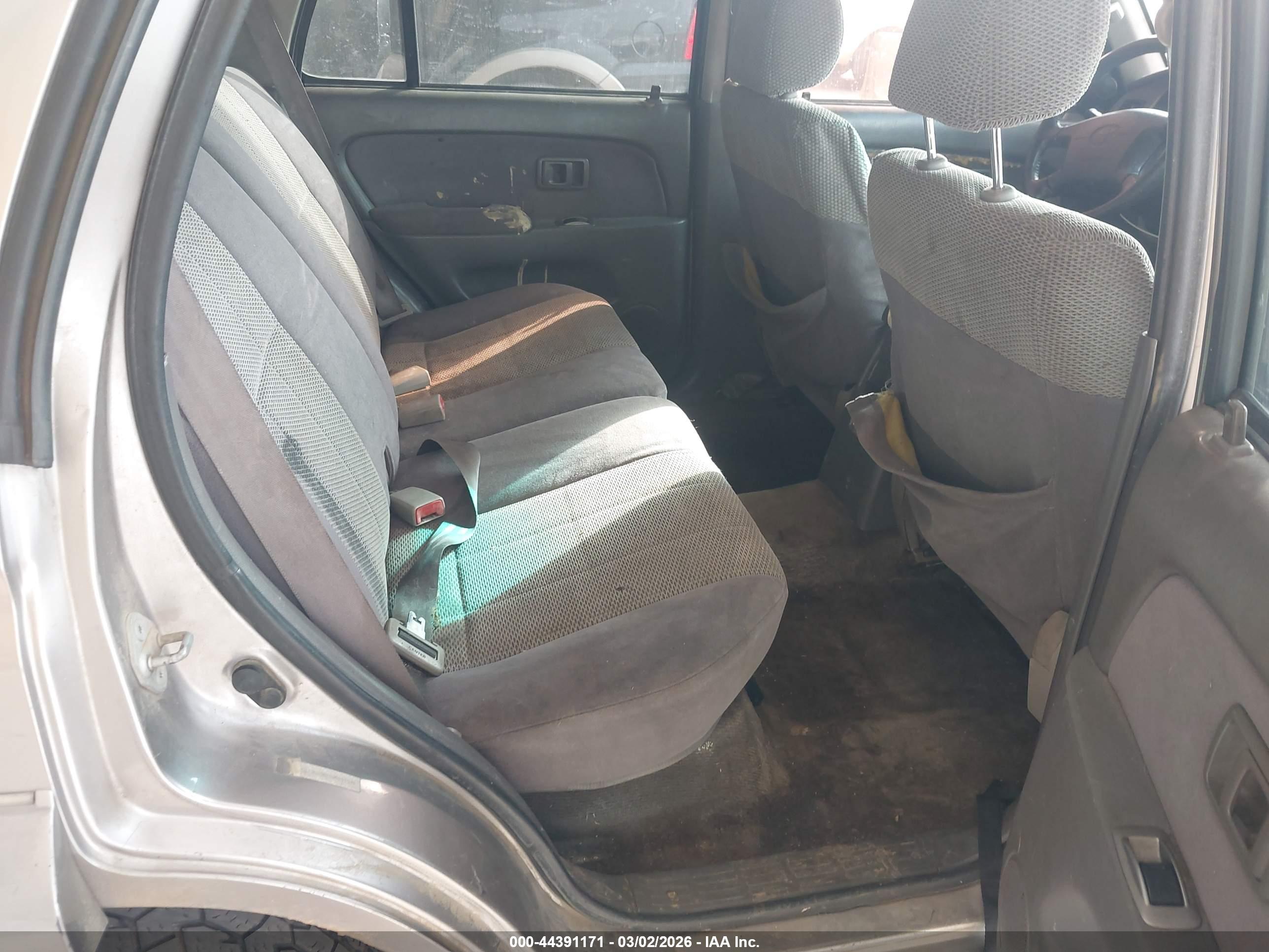 TOYOTA 4RUNNER image 8