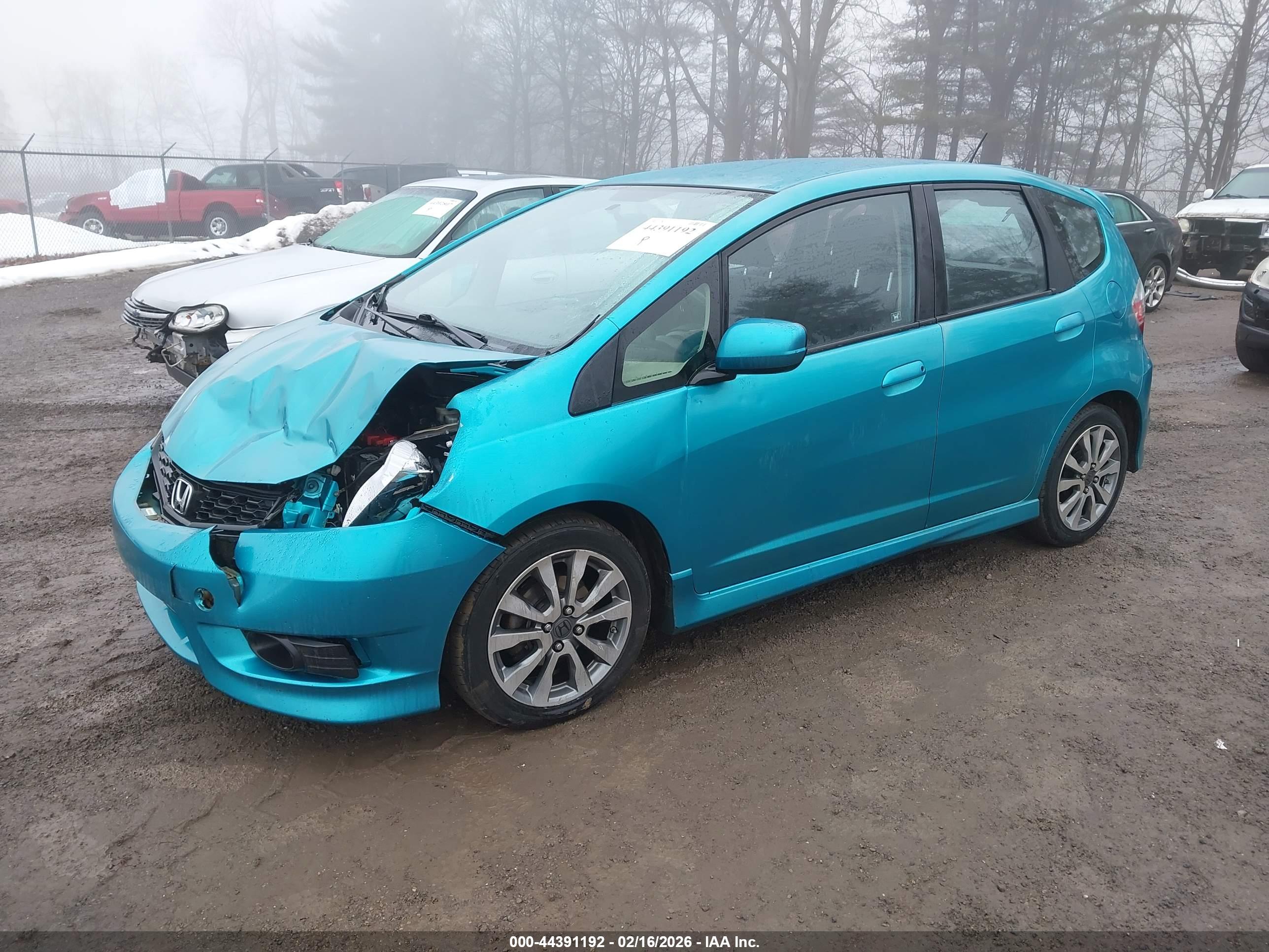 HONDA FIT image 2