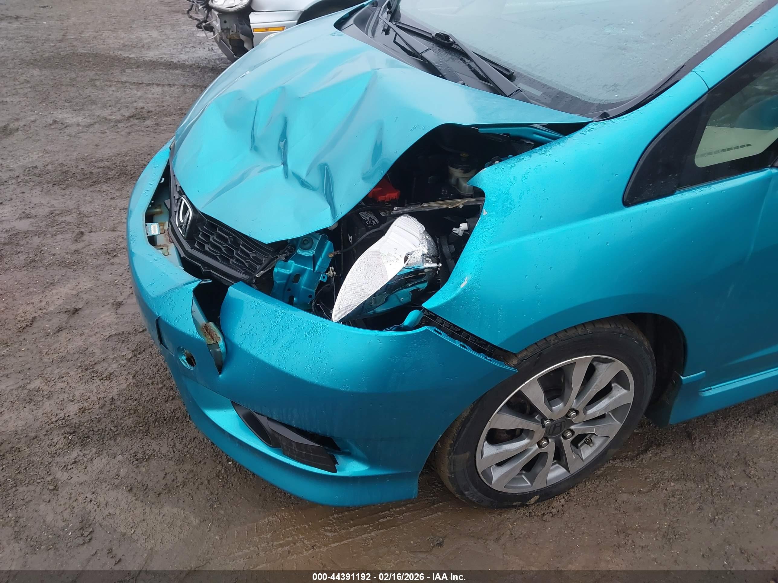 HONDA FIT image 6