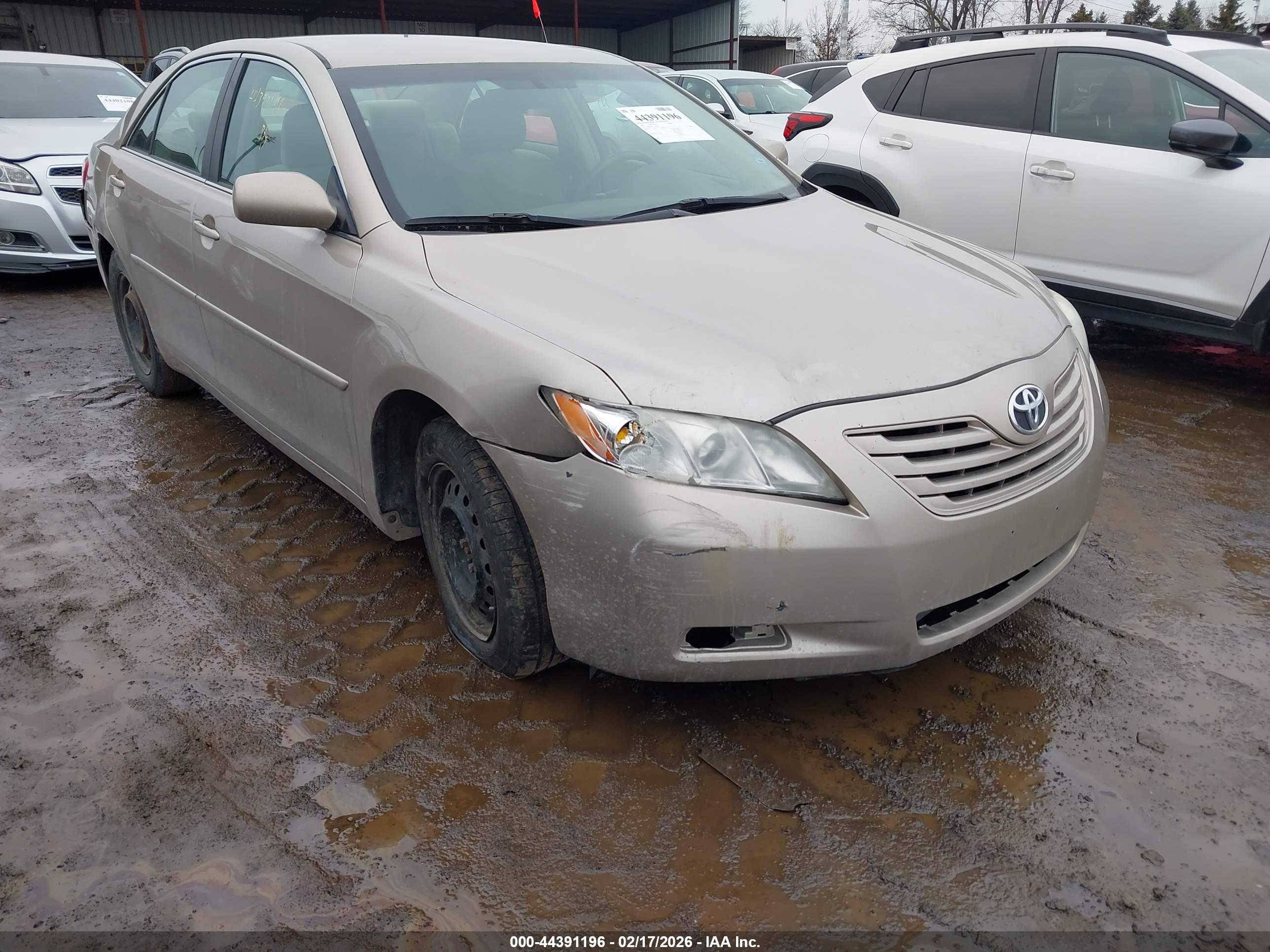 TOYOTA CAMRY image 6
