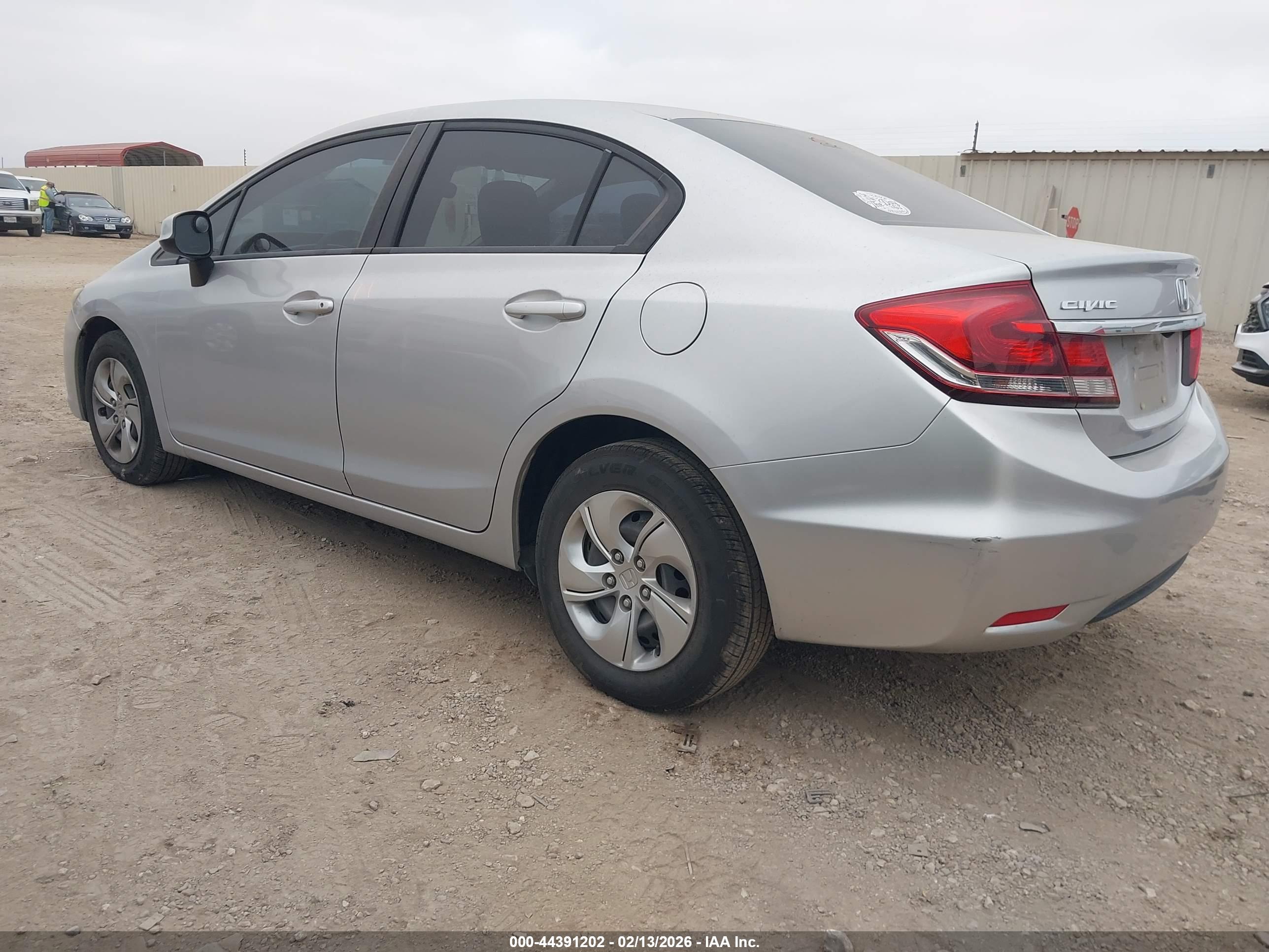 HONDA CIVIC image 3