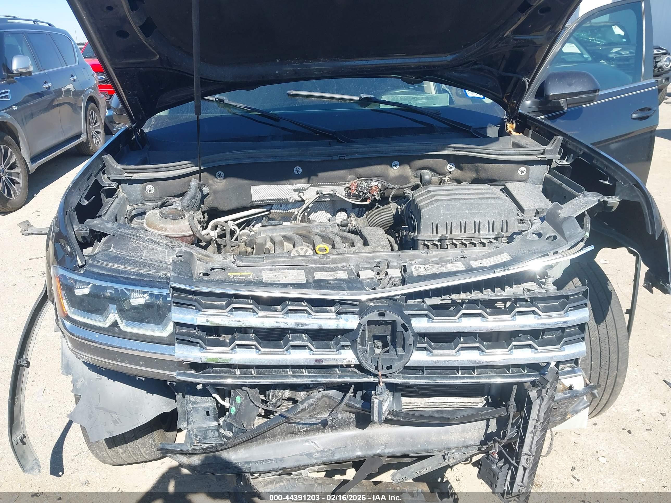 VOLKSWAGEN ATLAS image 10
