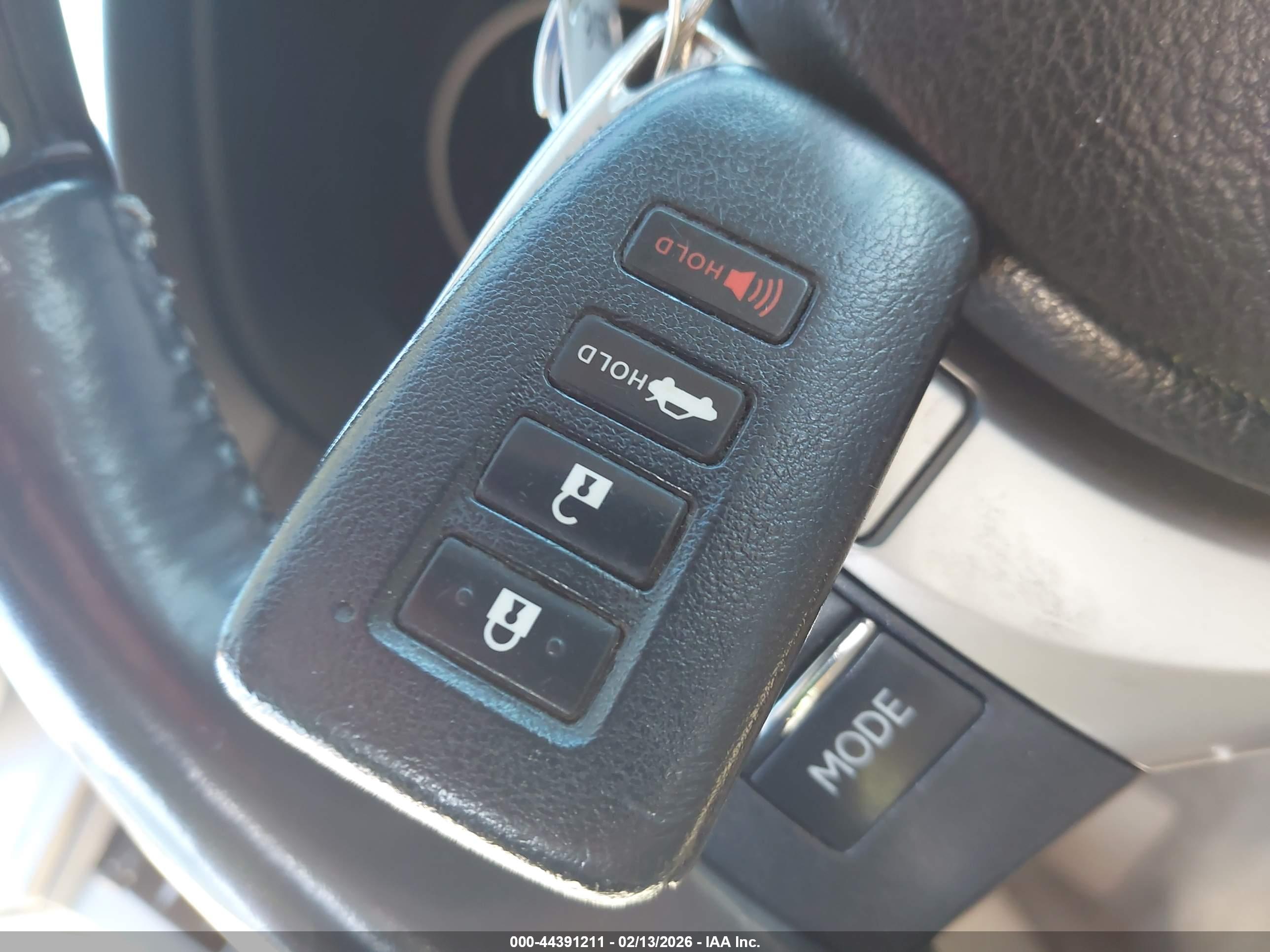 LEXUS ES image 11