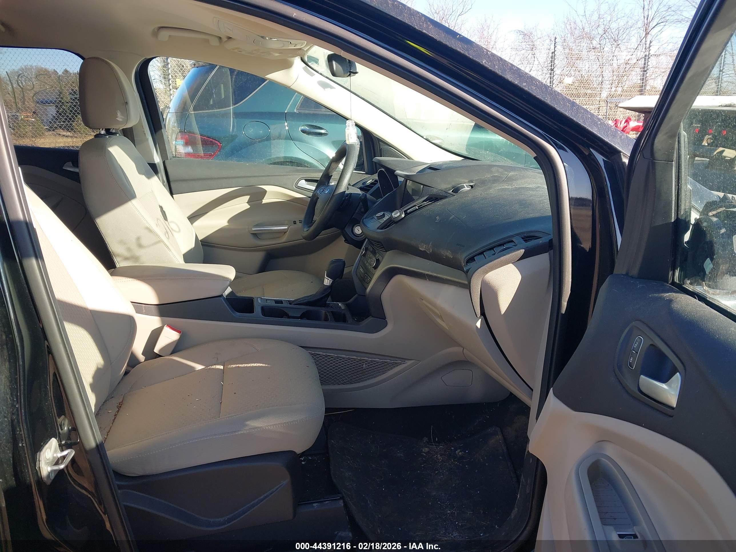 FORD ESCAPE image 5