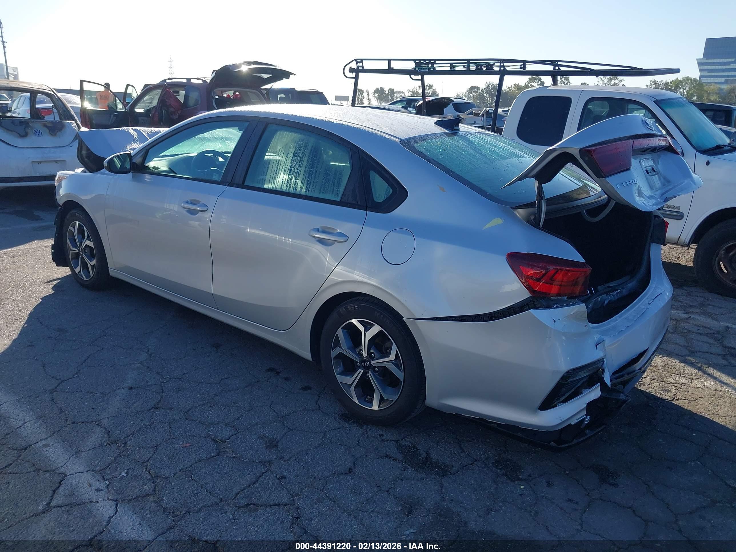 KIA FORTE image 3