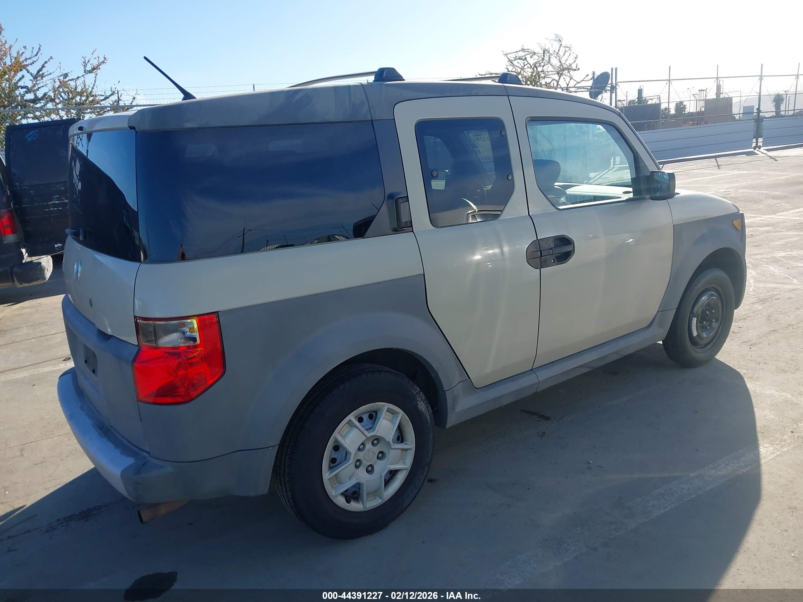 HONDA ELEMENT image 4