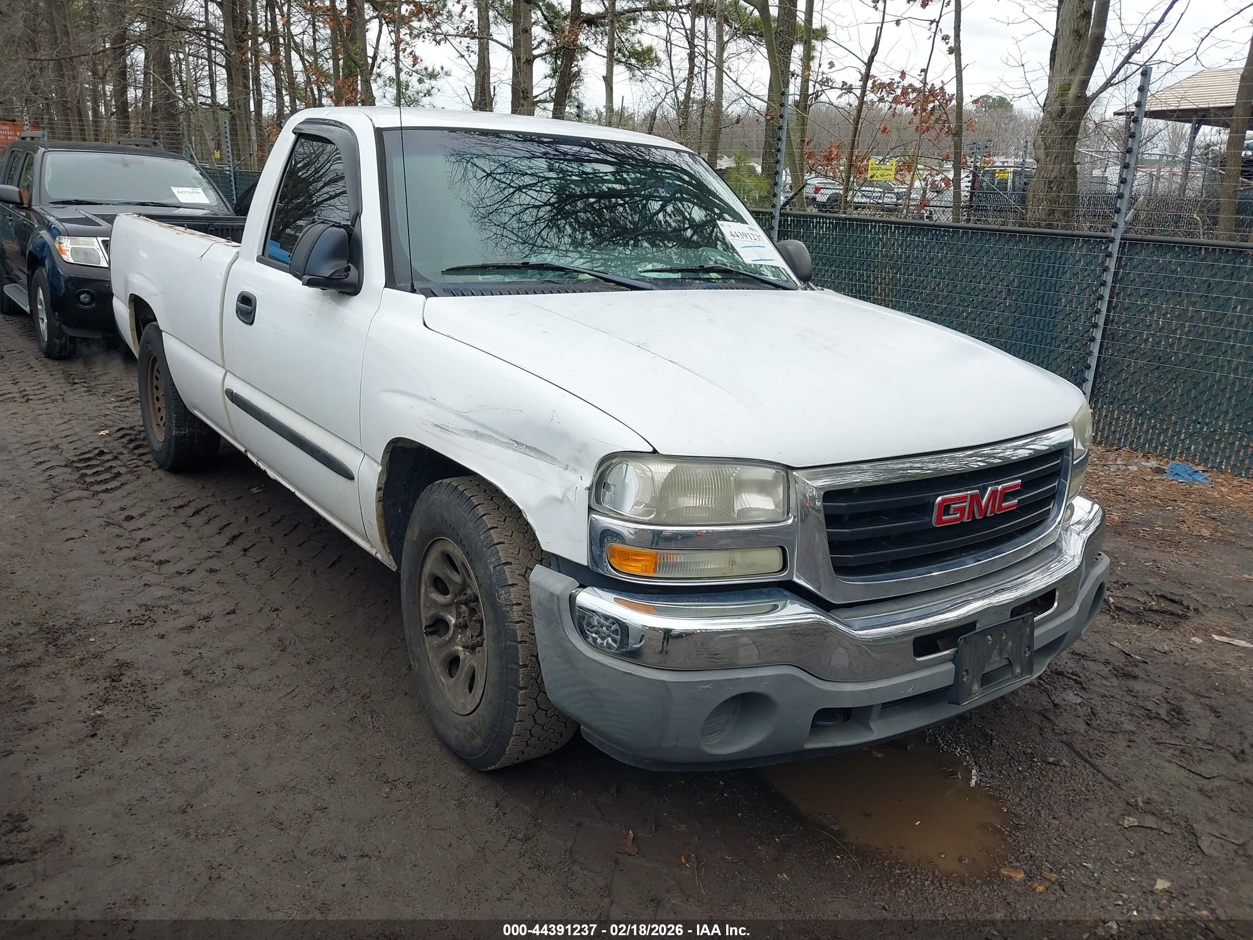 GMC SIERRA image 6