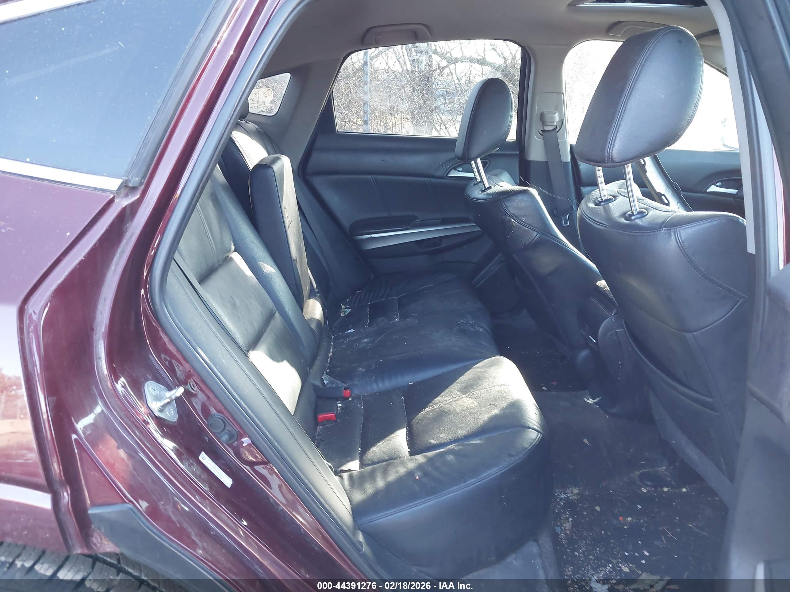 HONDA CROSSTOUR image 8