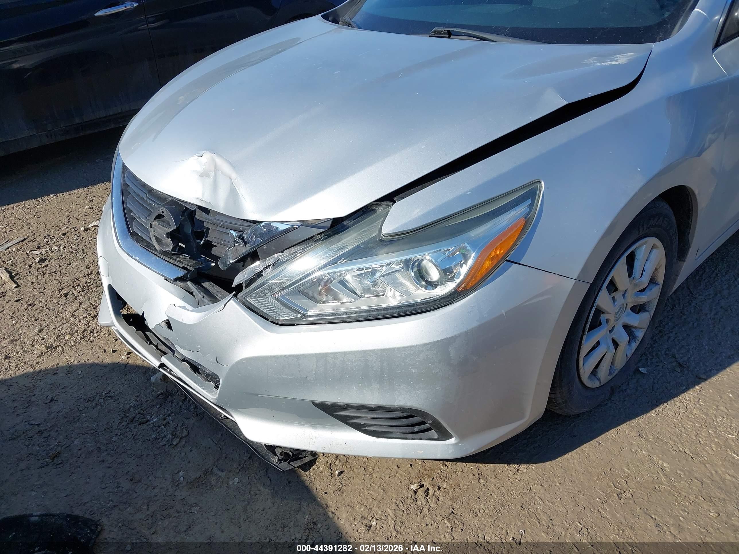 NISSAN ALTIMA image 6