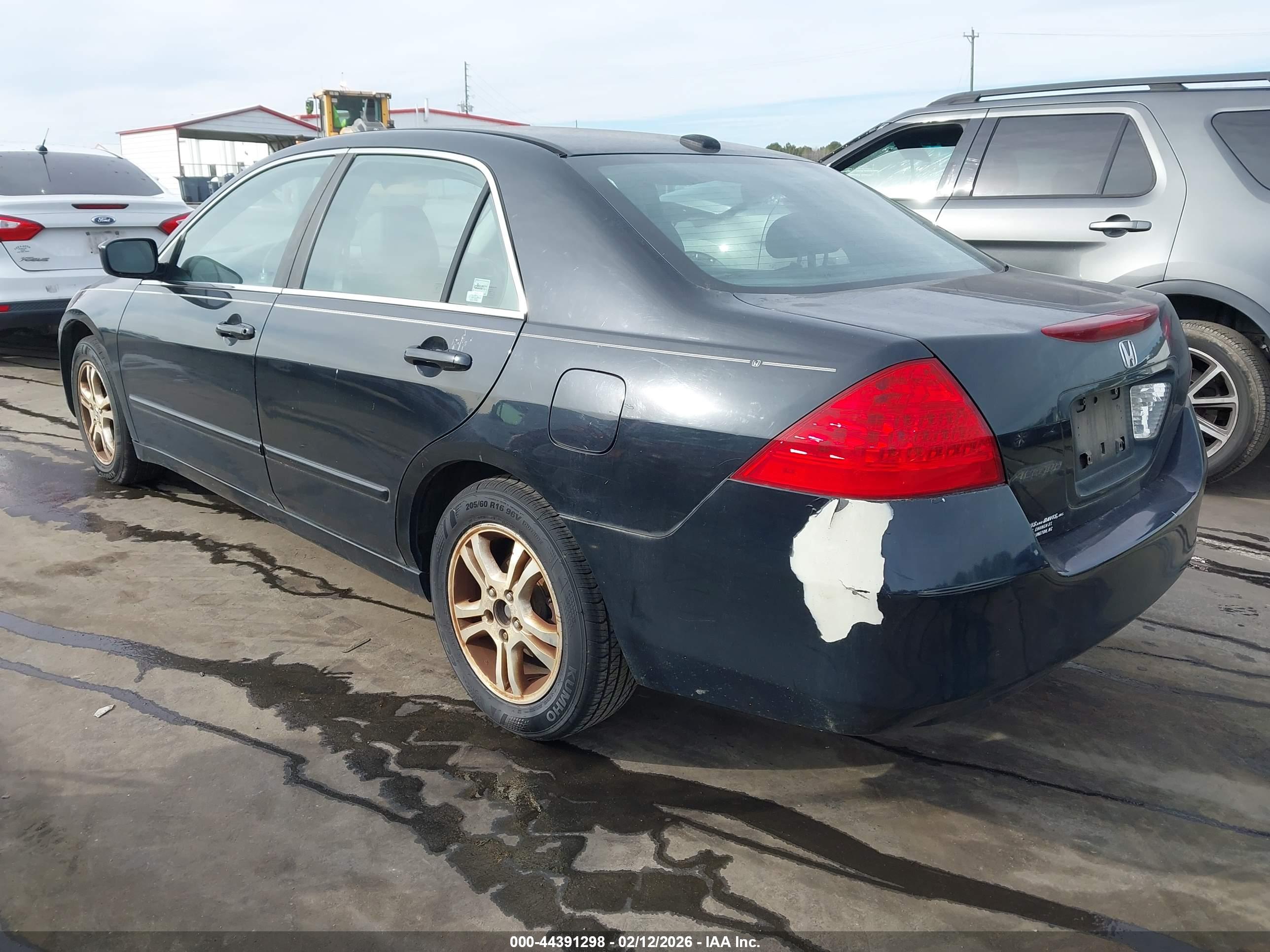 HONDA ACCORD image 3
