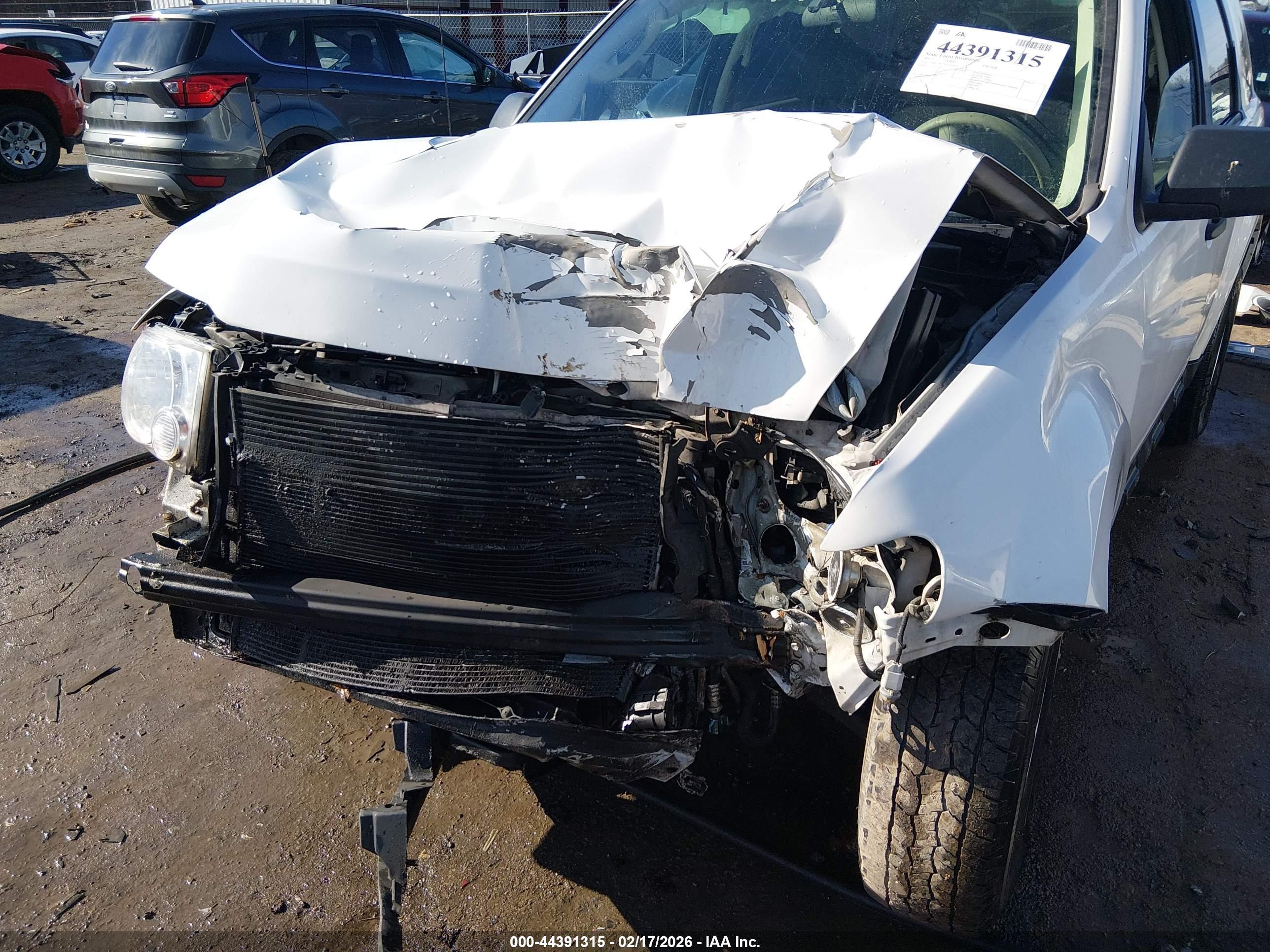 FORD ESCAPE image 6