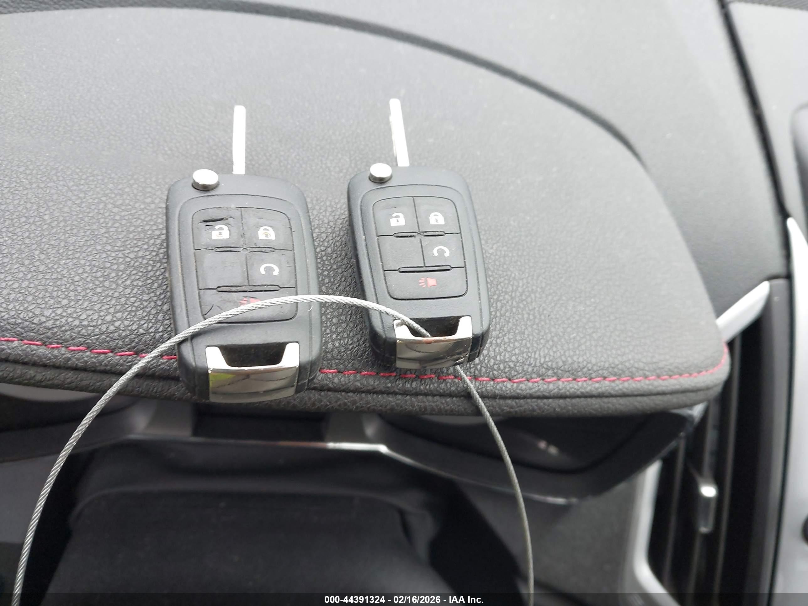 GMC TERRAIN image 11