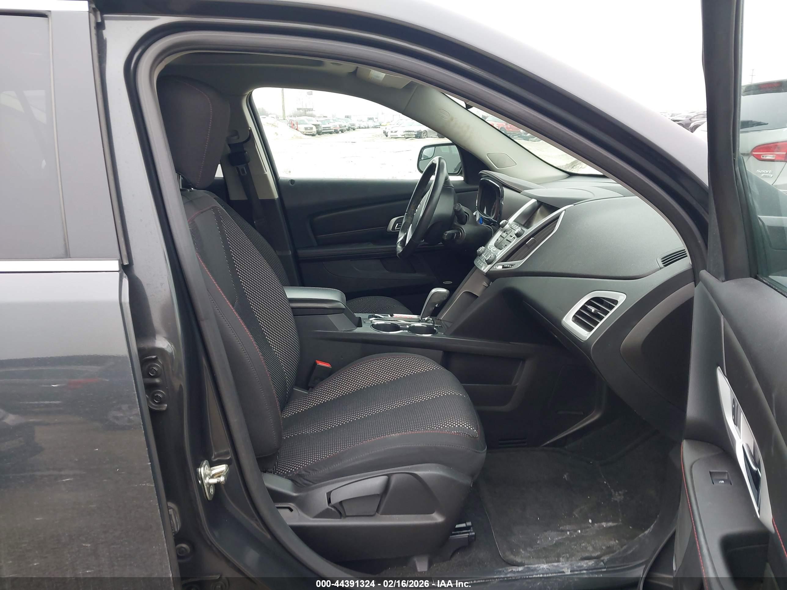 GMC TERRAIN image 5