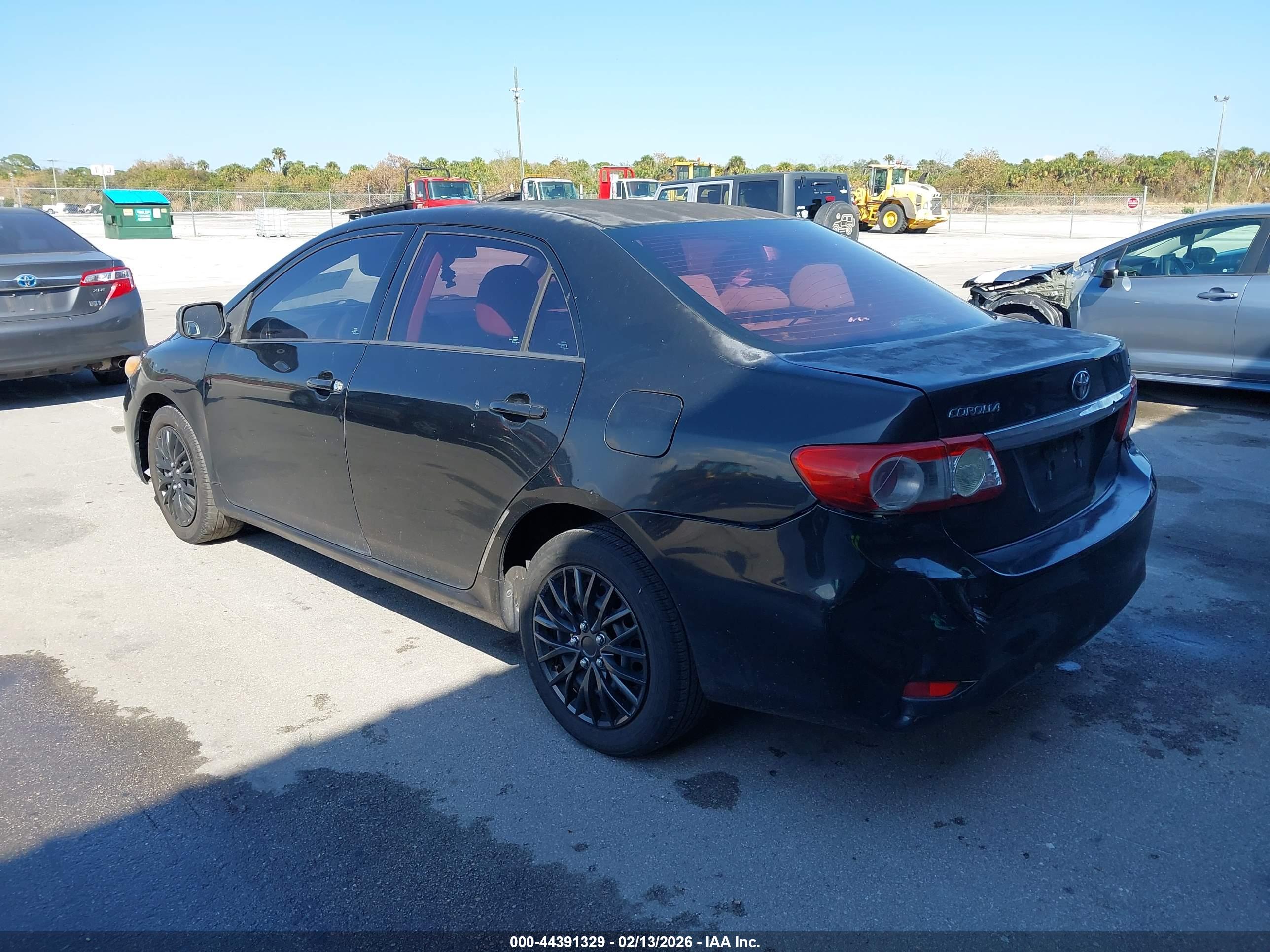 TOYOTA COROLLA image 3